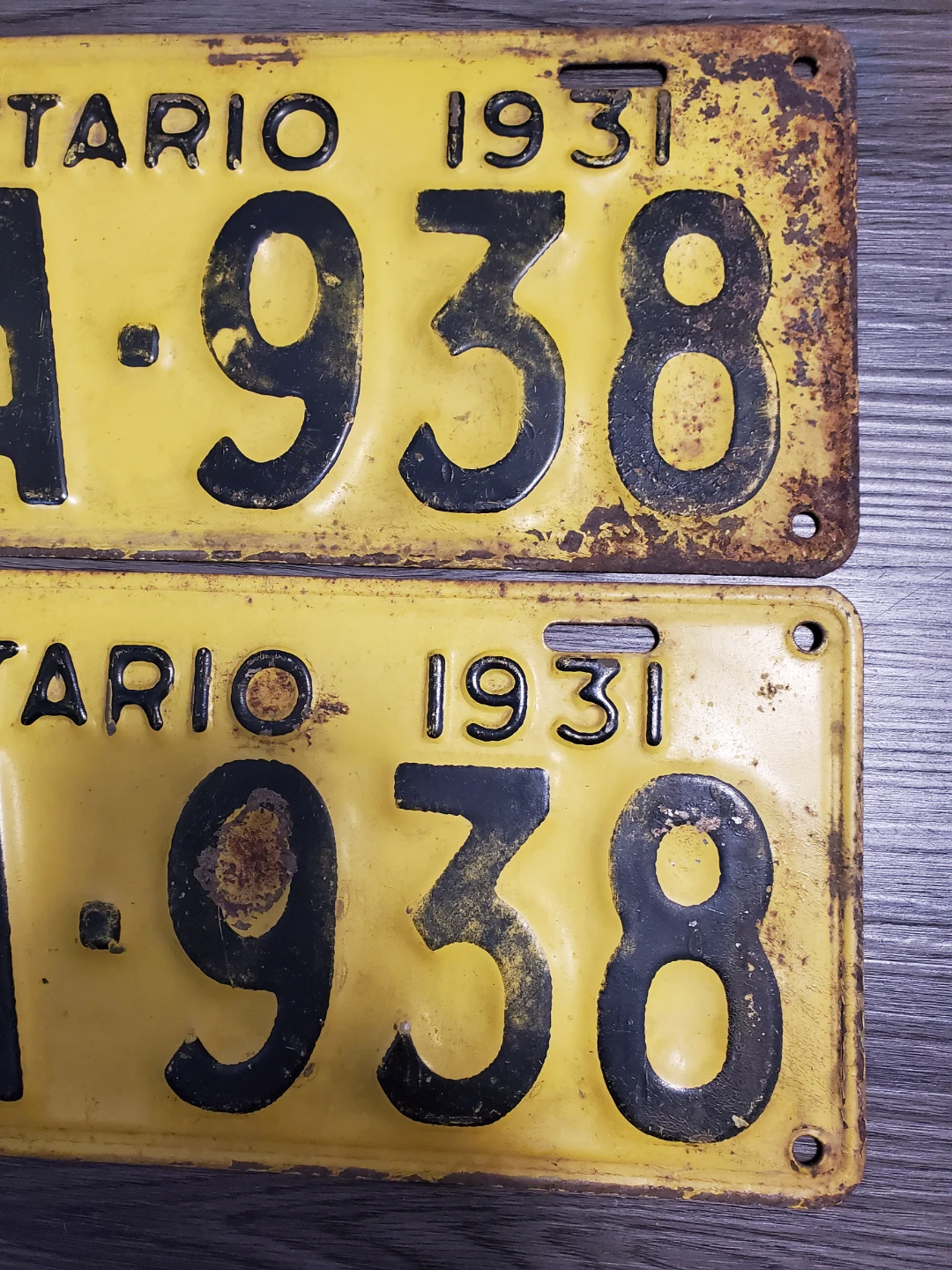Pair of 1931 Vintage Ontario License Plates - photo 4