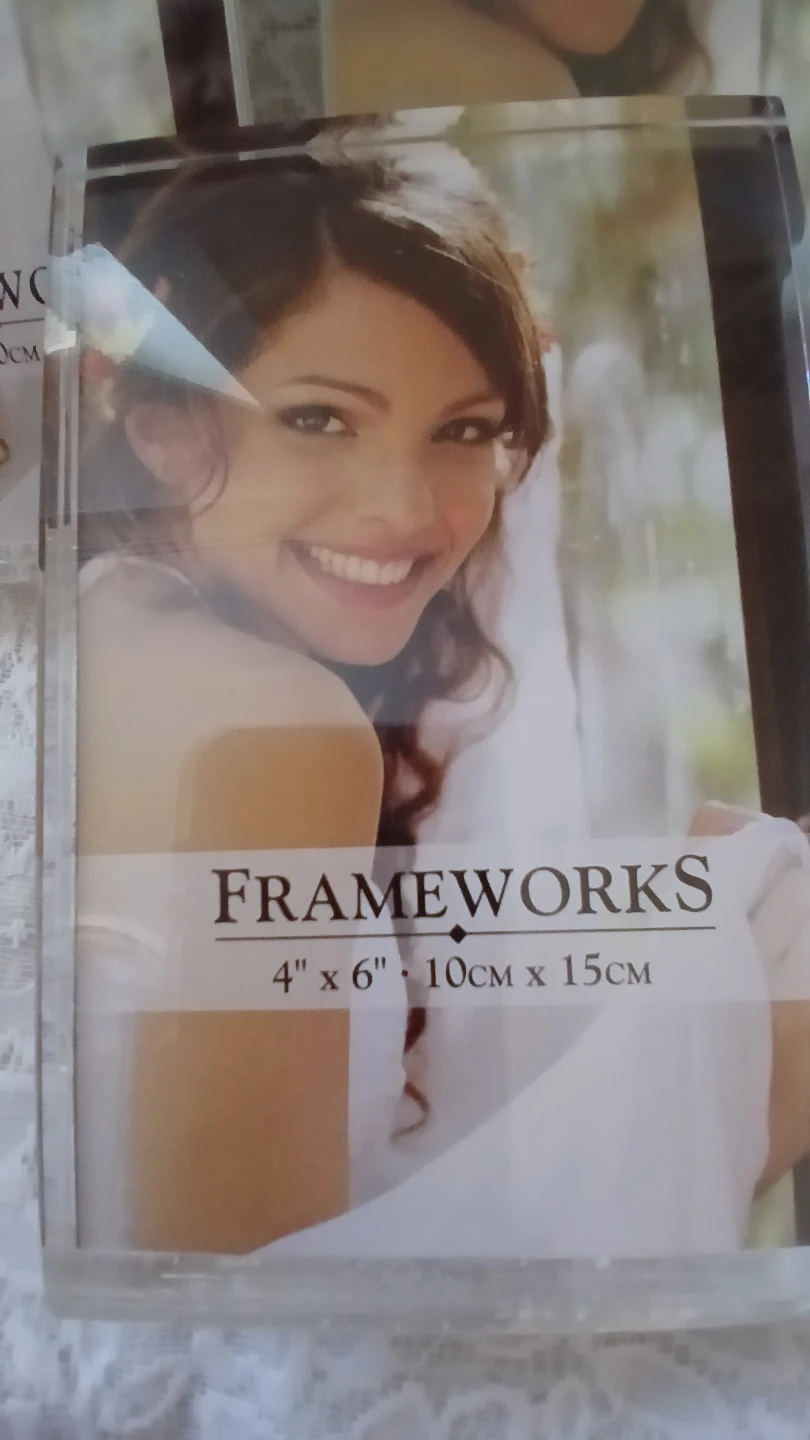3 thick clear plexiglass photo frames for $5.00 - photo 2