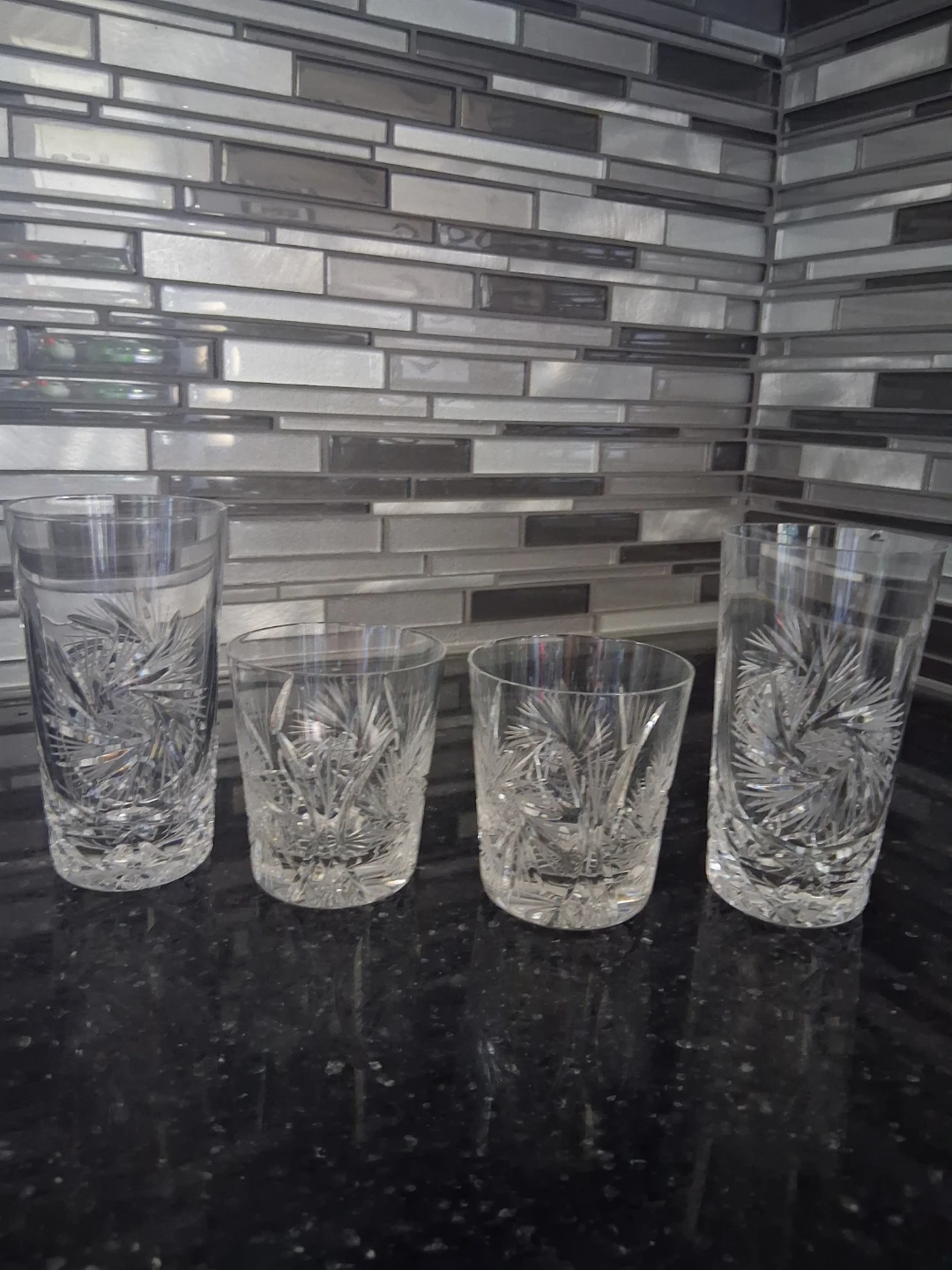 Set of 7 Vintage Pinwheel Cut Crystal Glasses - photo 5