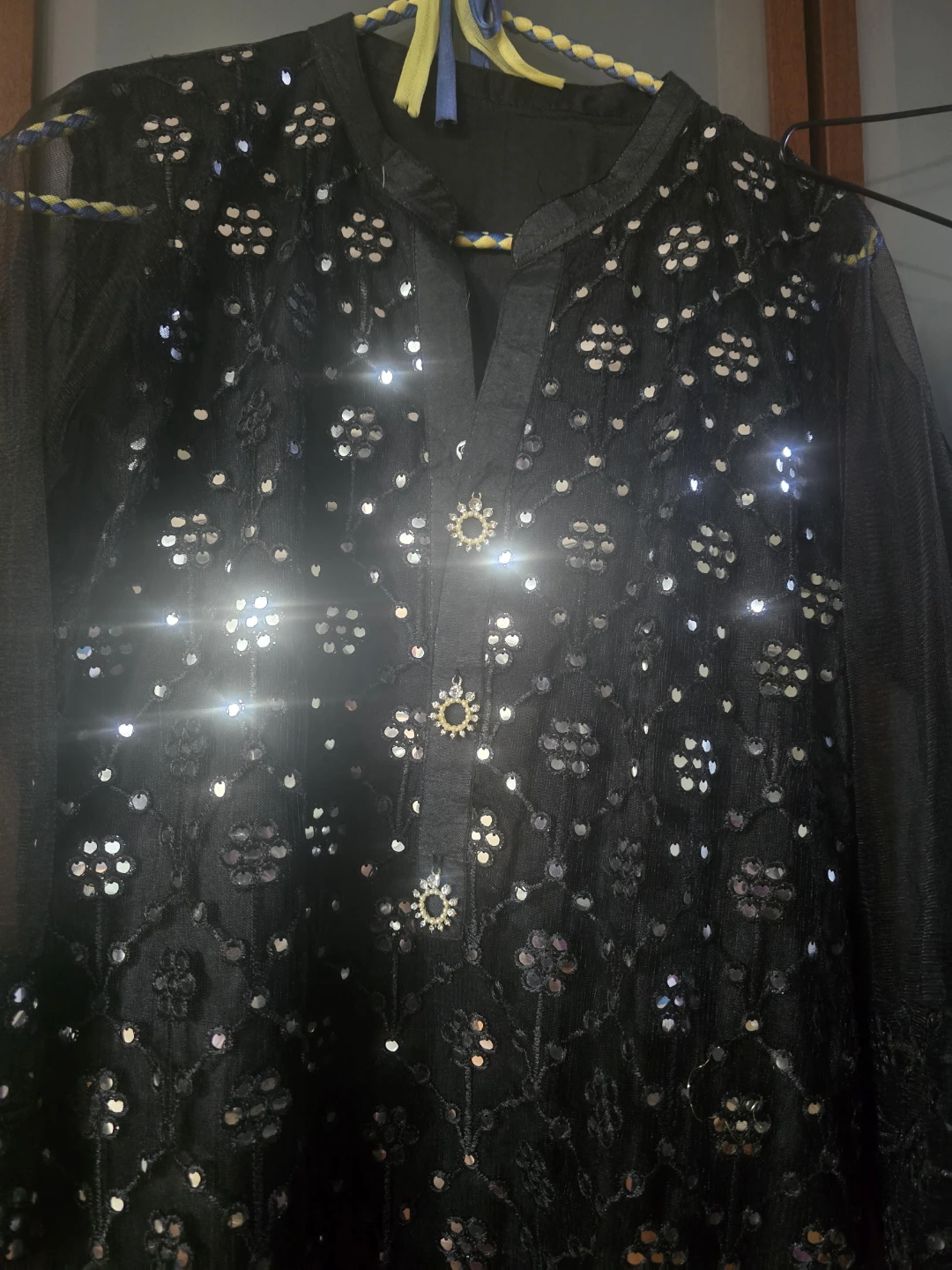 Beautiful Black Sequinned Kurta Set - photo 3