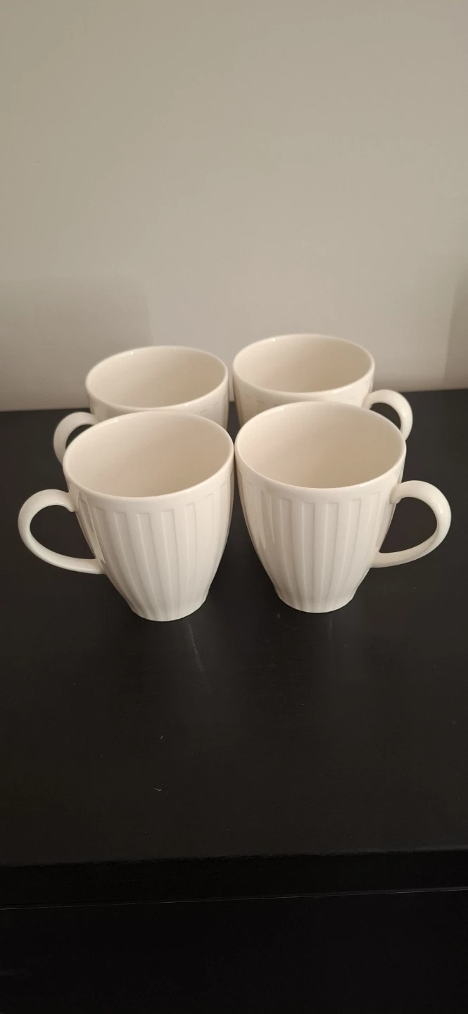 Wedgwood day & night mug set
