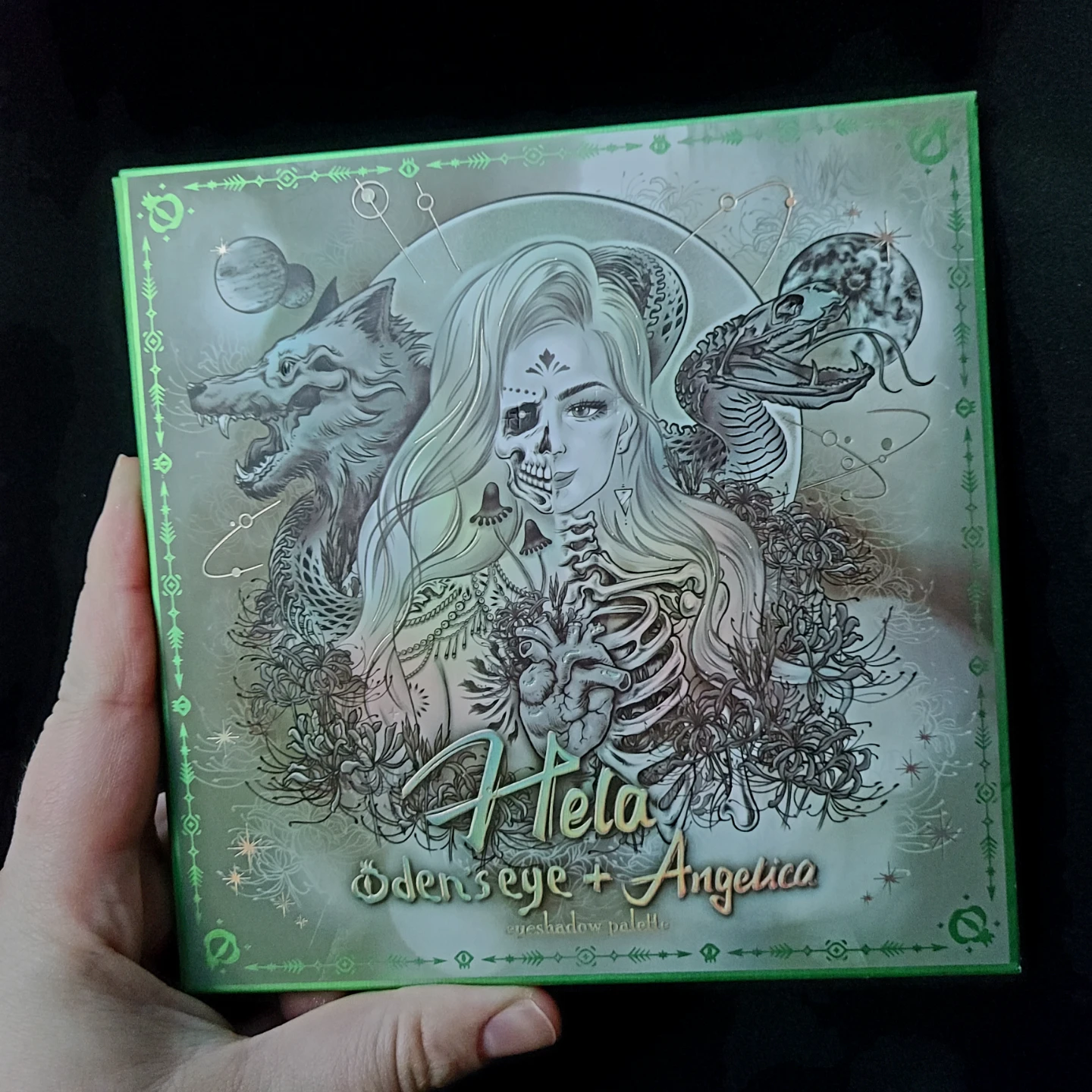 Oden's Eye x Angelica Hela Eyeshadow Palette - photo 3