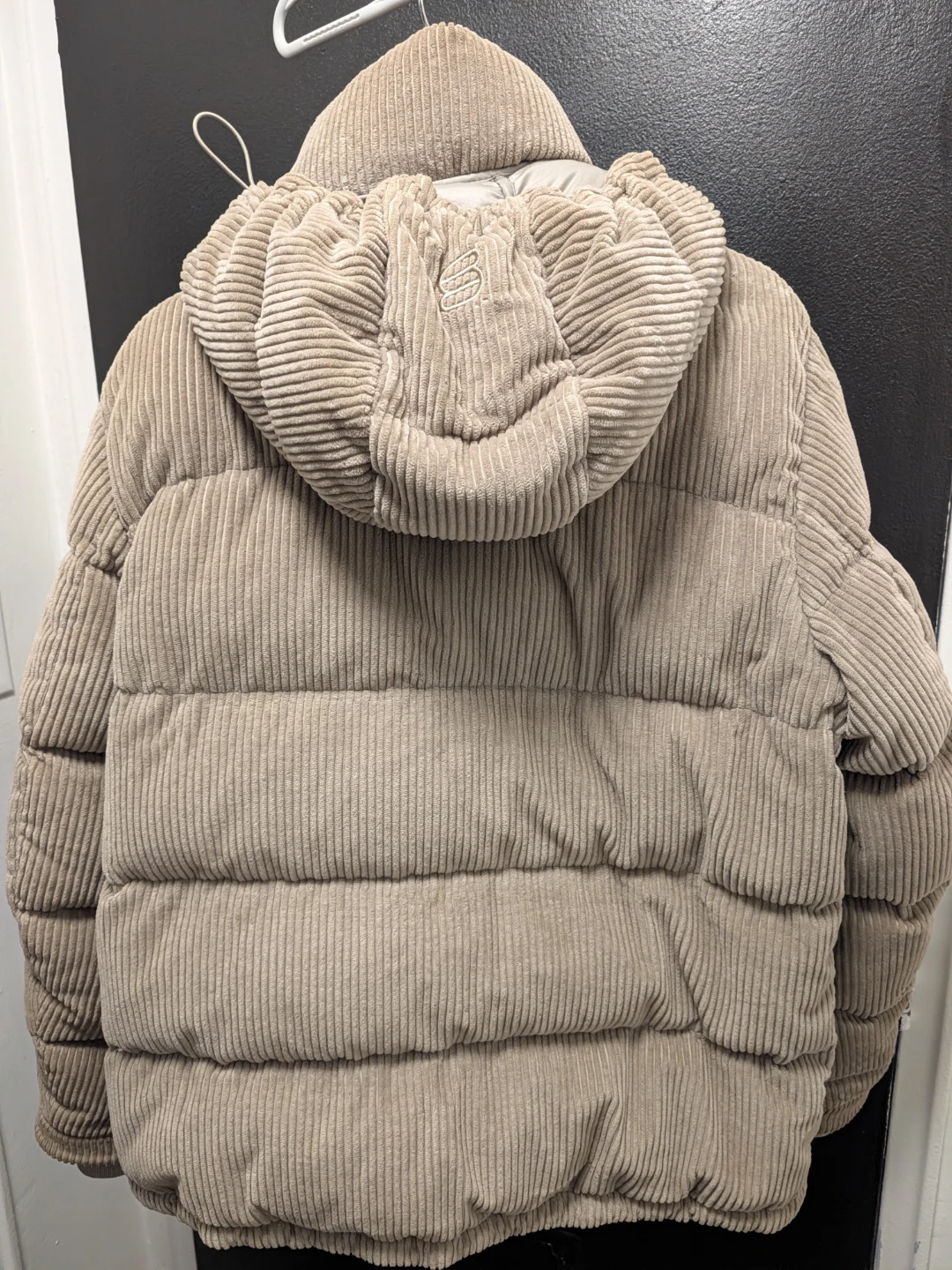 Aritzia The Super Puff Original Corduroy Jacket - photo 2