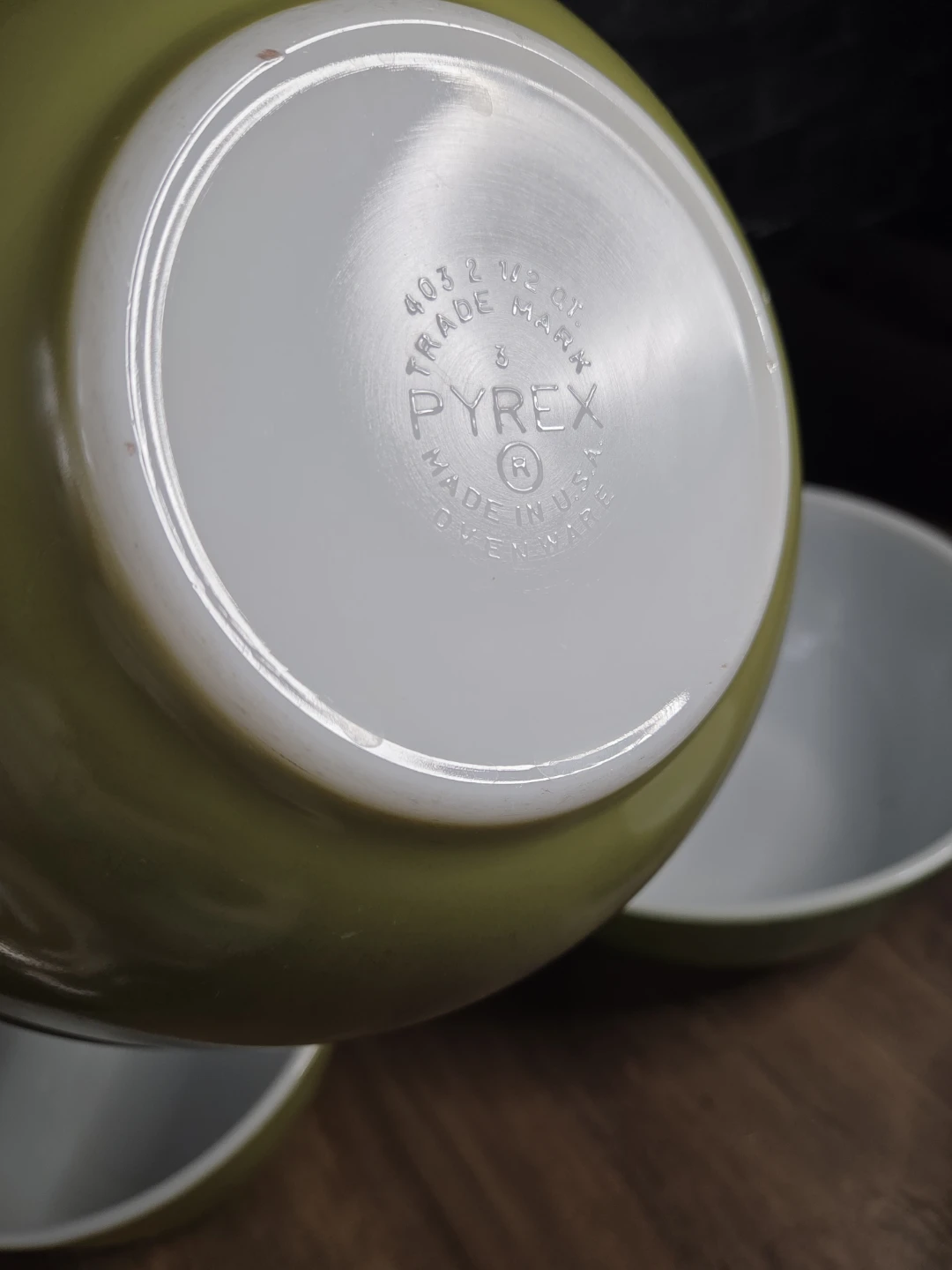 Vintage Pyrex Mixing Bowl Set - photo 3