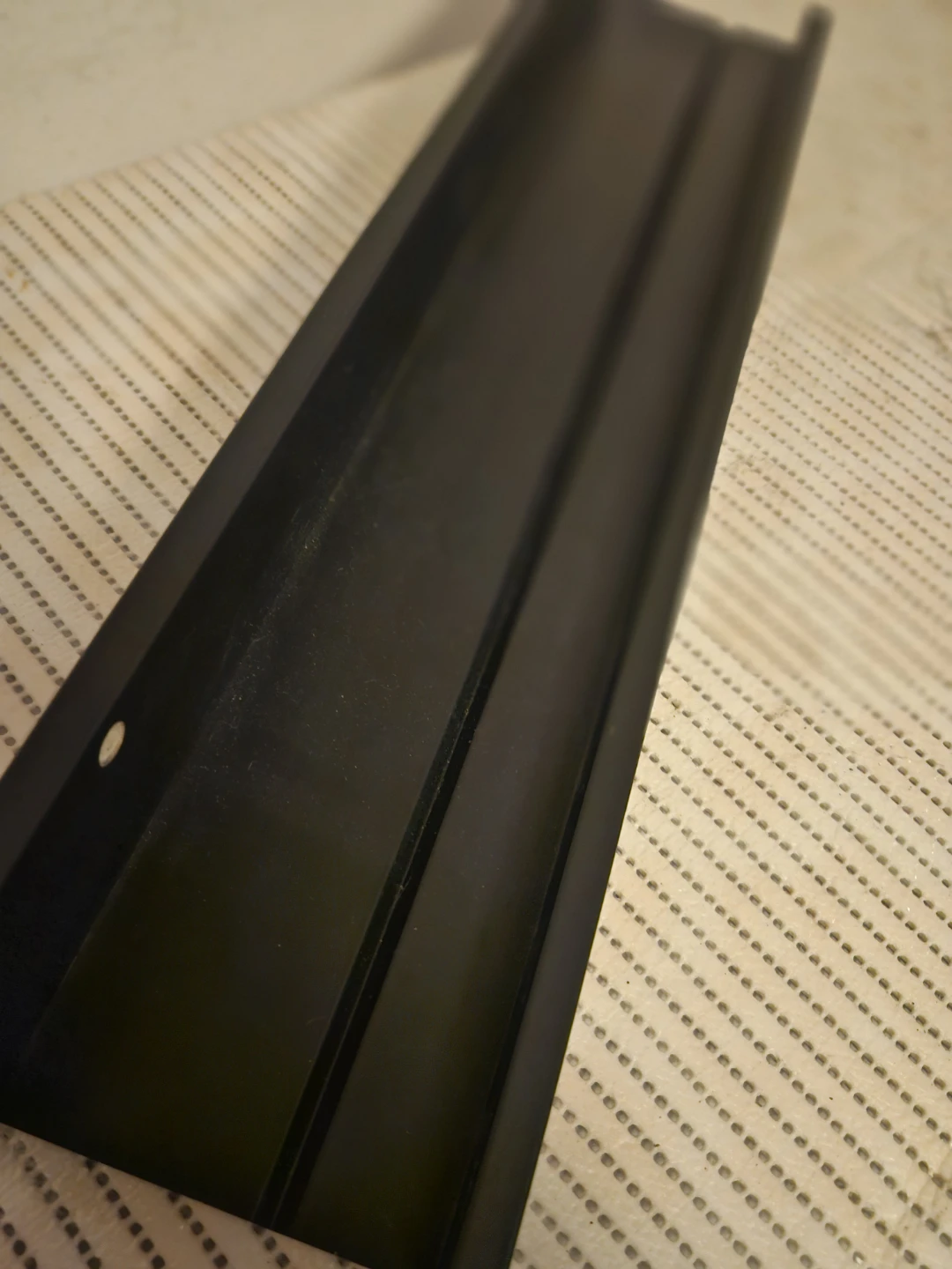 Black Wall-Mounted Picture Ledge Shelf - photo 2