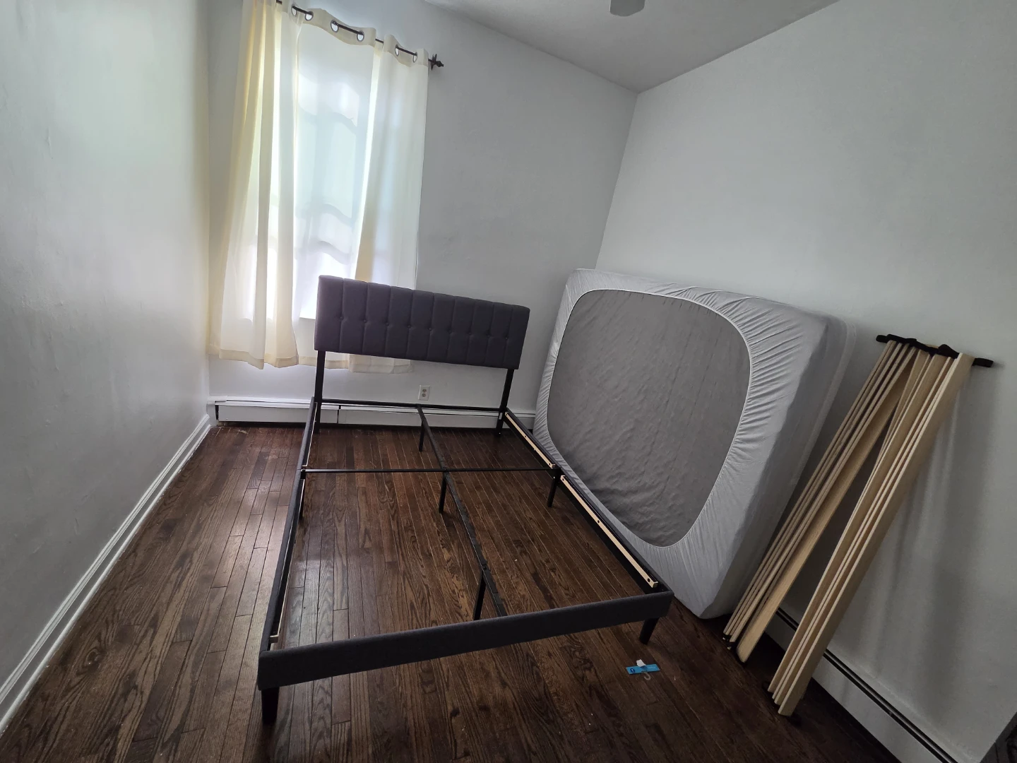 Upholstered Queen Bed Frame and Full - photo 3