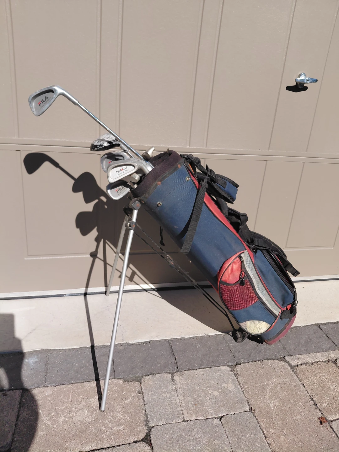 Fila Junior Golf Set with Vancouver Canucks Bag
