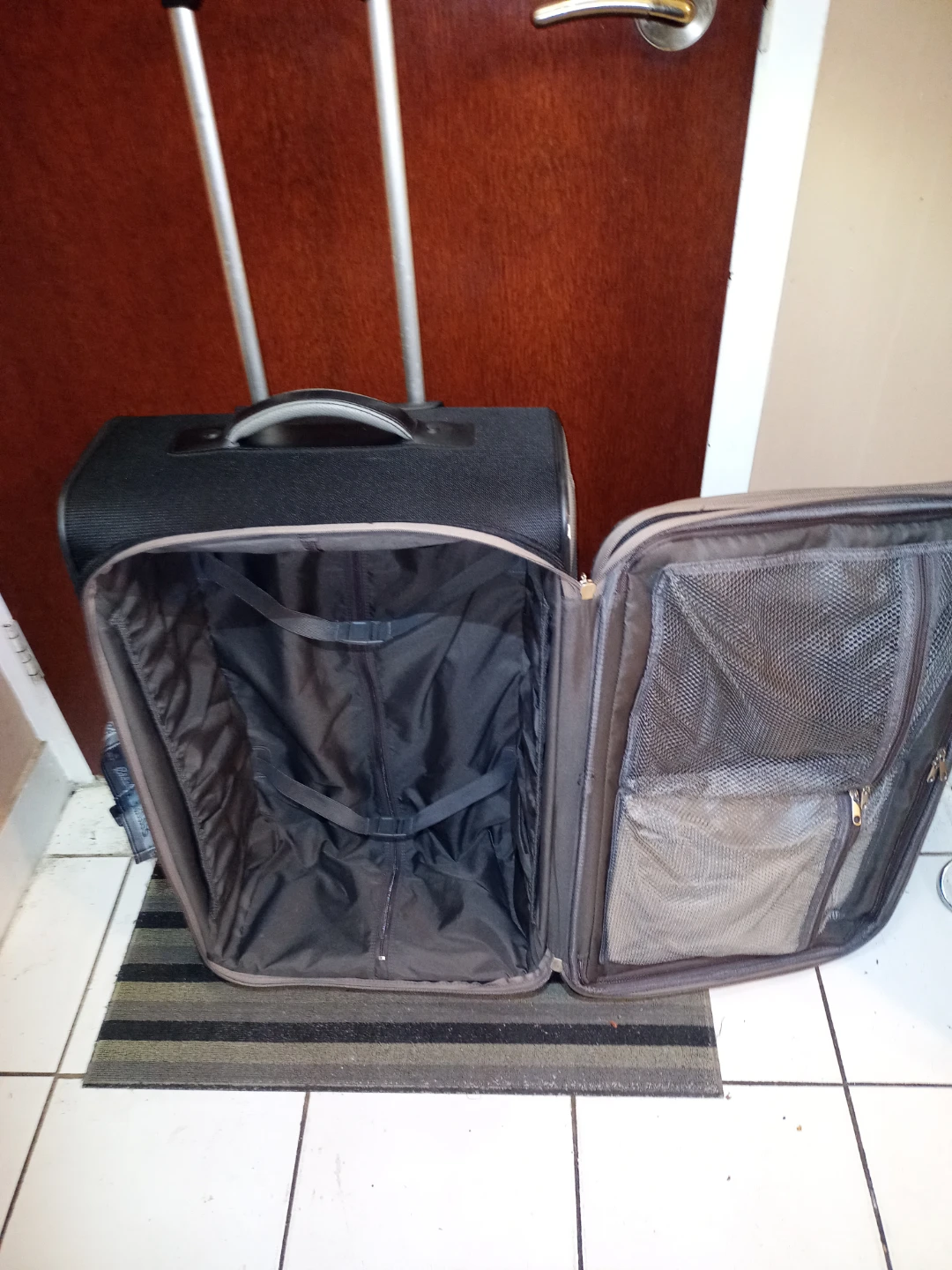 Eddie Bauer Luggage - photo 2