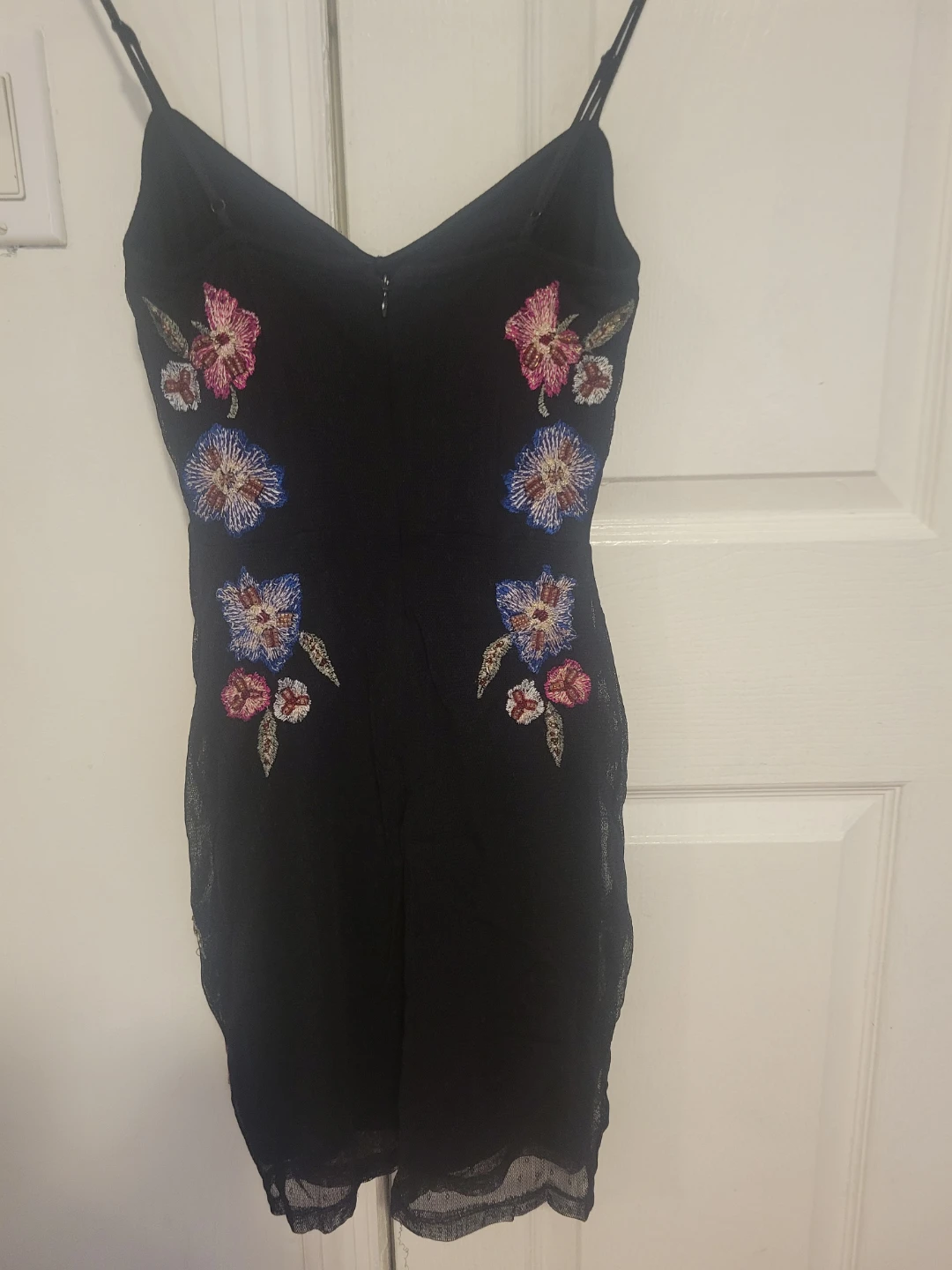 GUESS Floral Embroidered Black Dress - photo 4