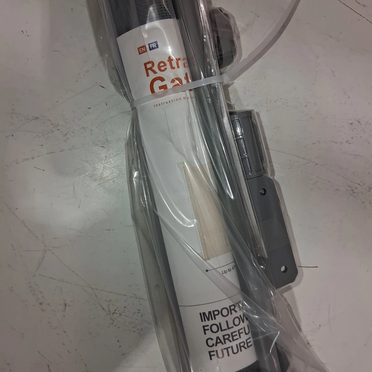 Retractable Safety Gate- NEW - photo 2