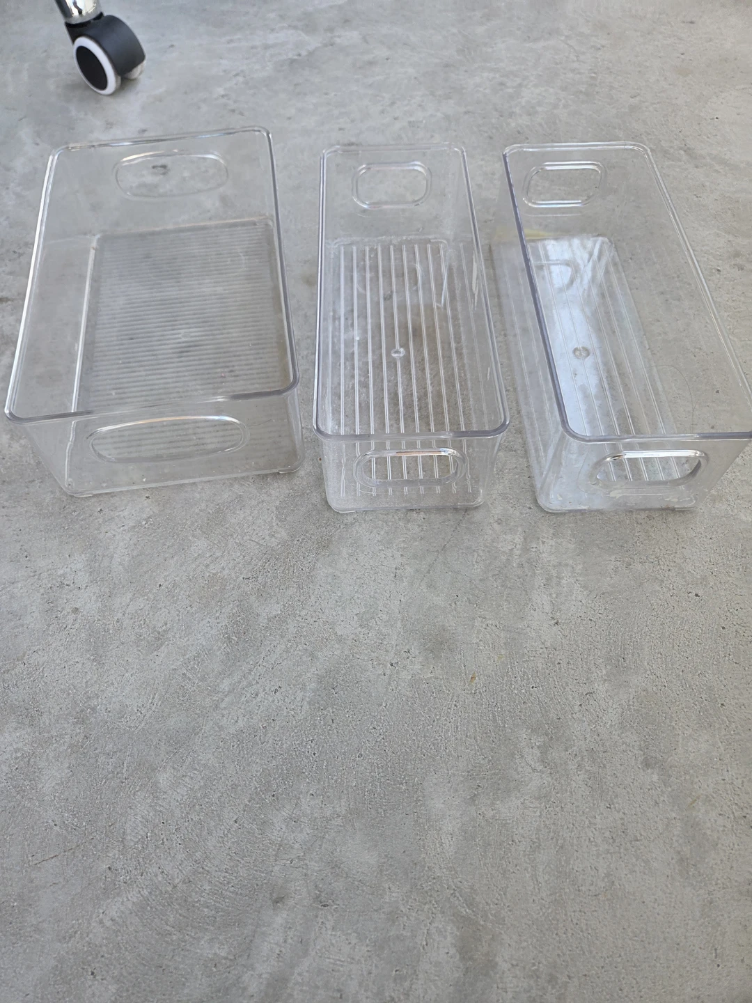 Set of 3 Clear Plastic Storage Bins - photo 4