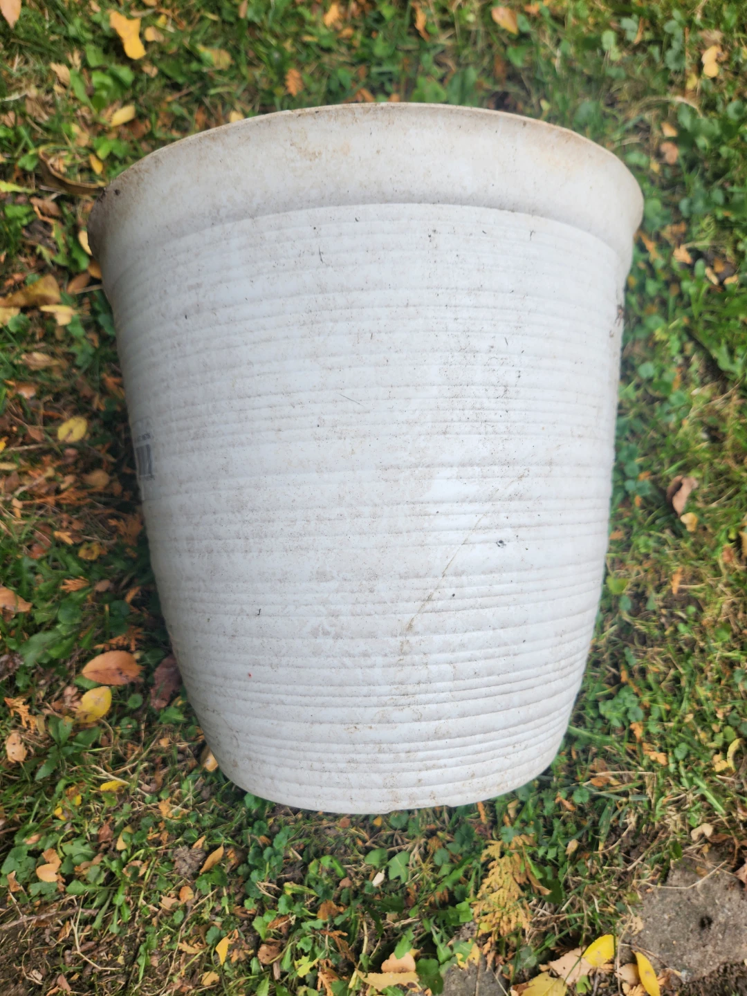 CTI Plastic Flower Pot