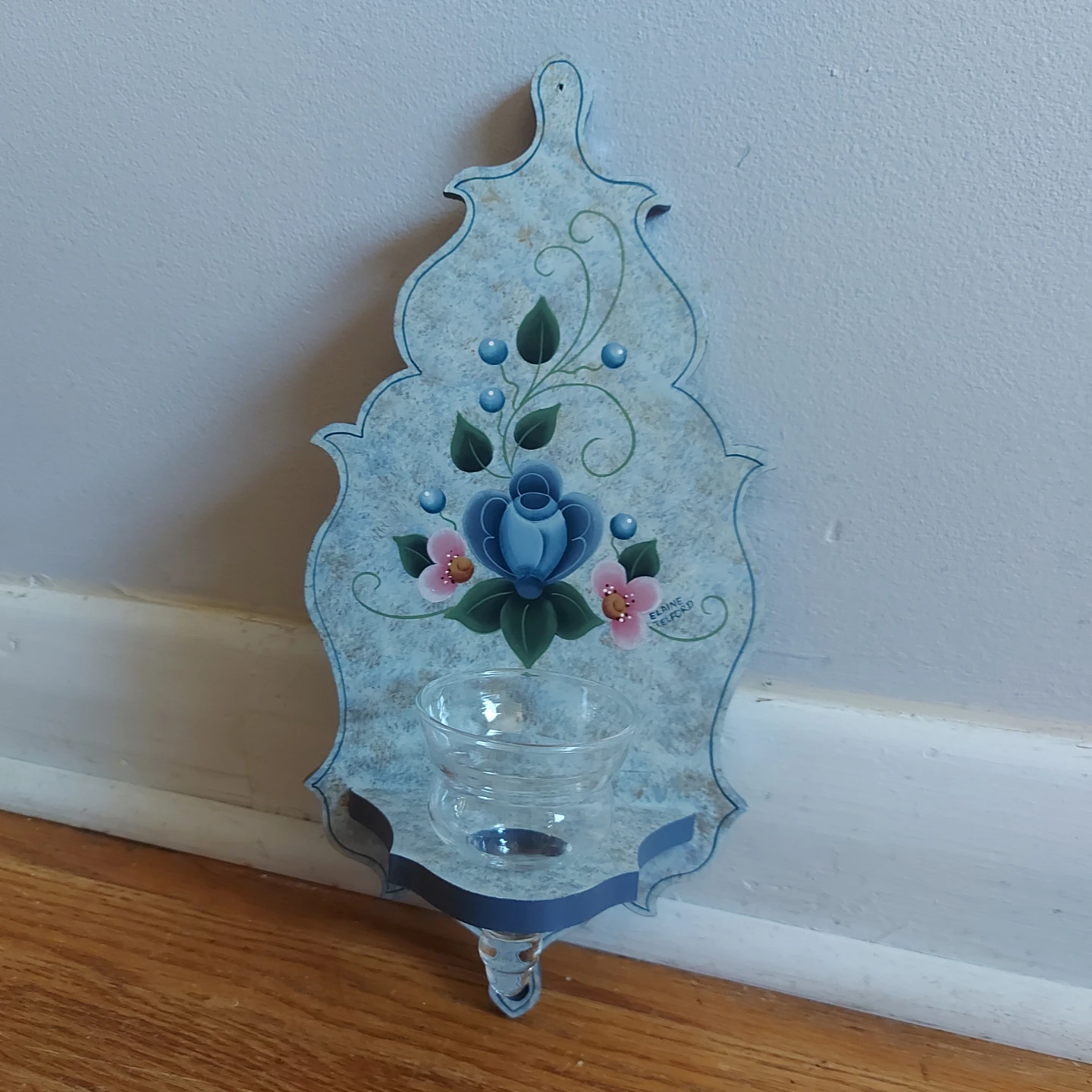 NEW - Elaine Telford Hand-Painted Wall Sconce - photo 2