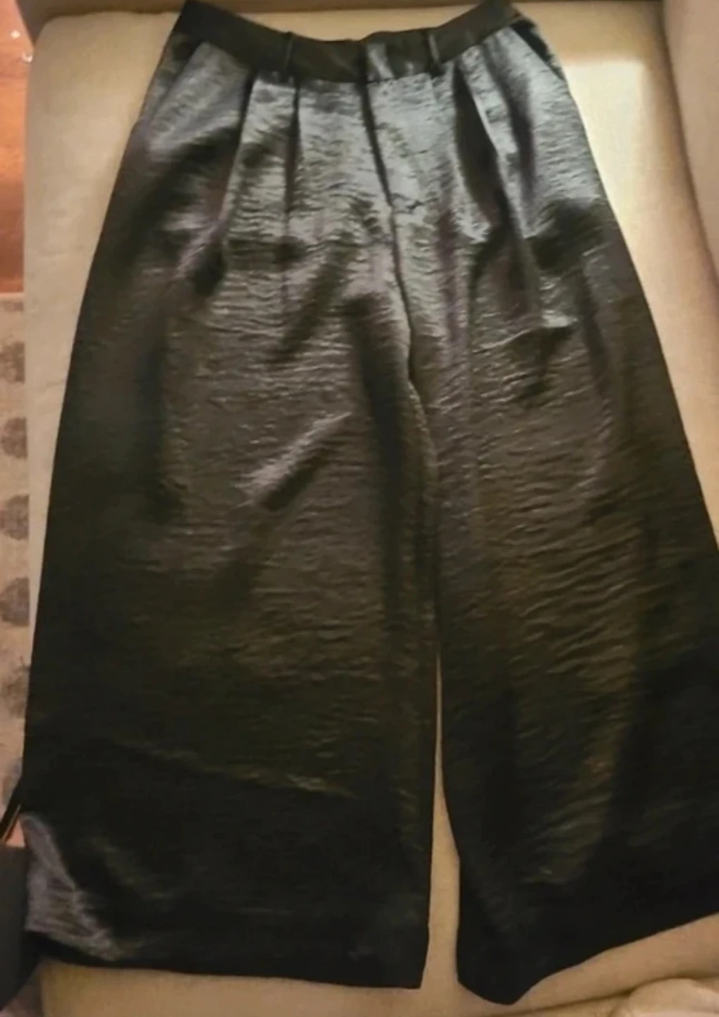 Harlowe & Graham Black Cropped Pants