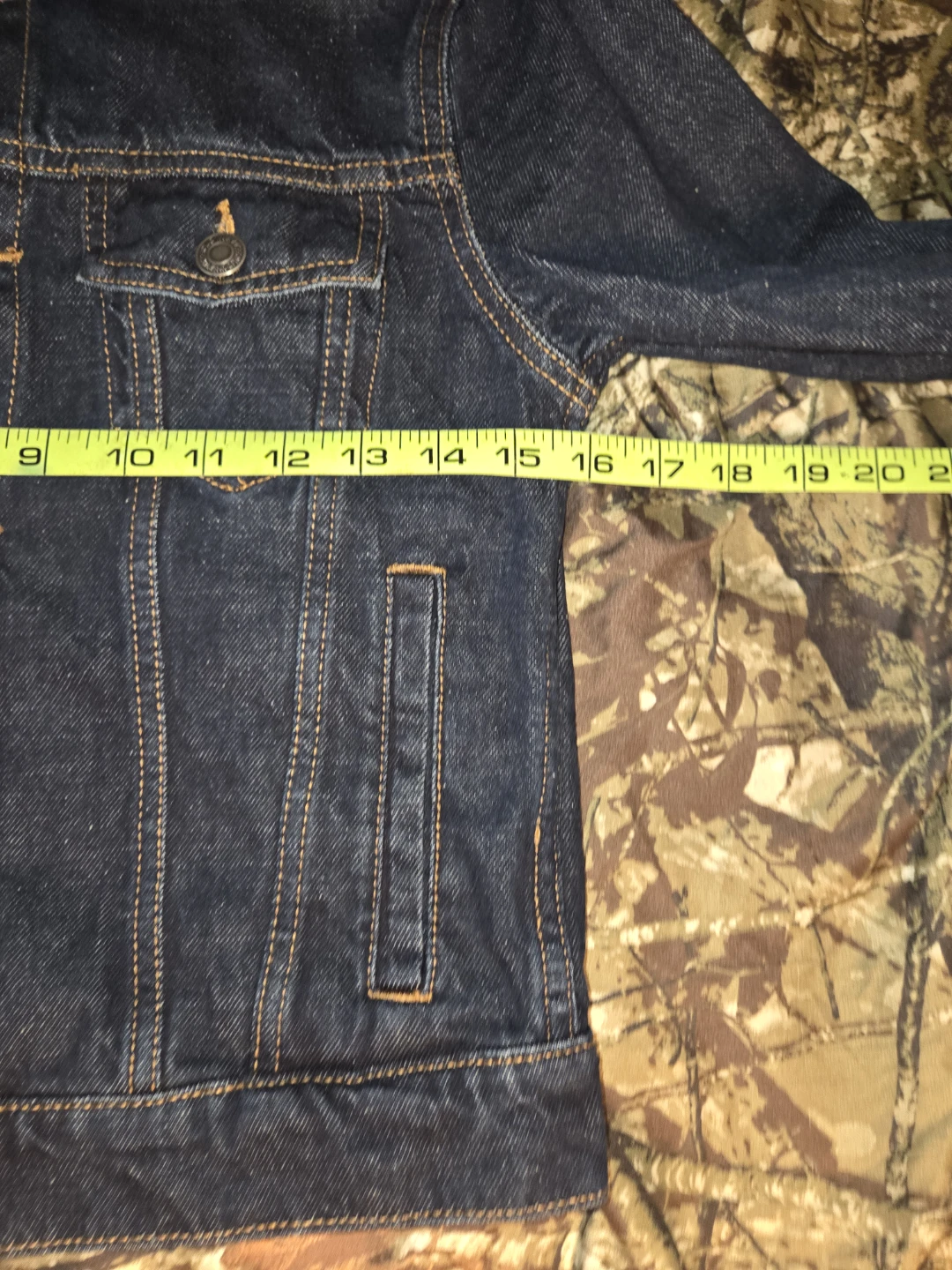 Old Navy Crop Denim Jacket in a Ladies M/8 - photo 5
