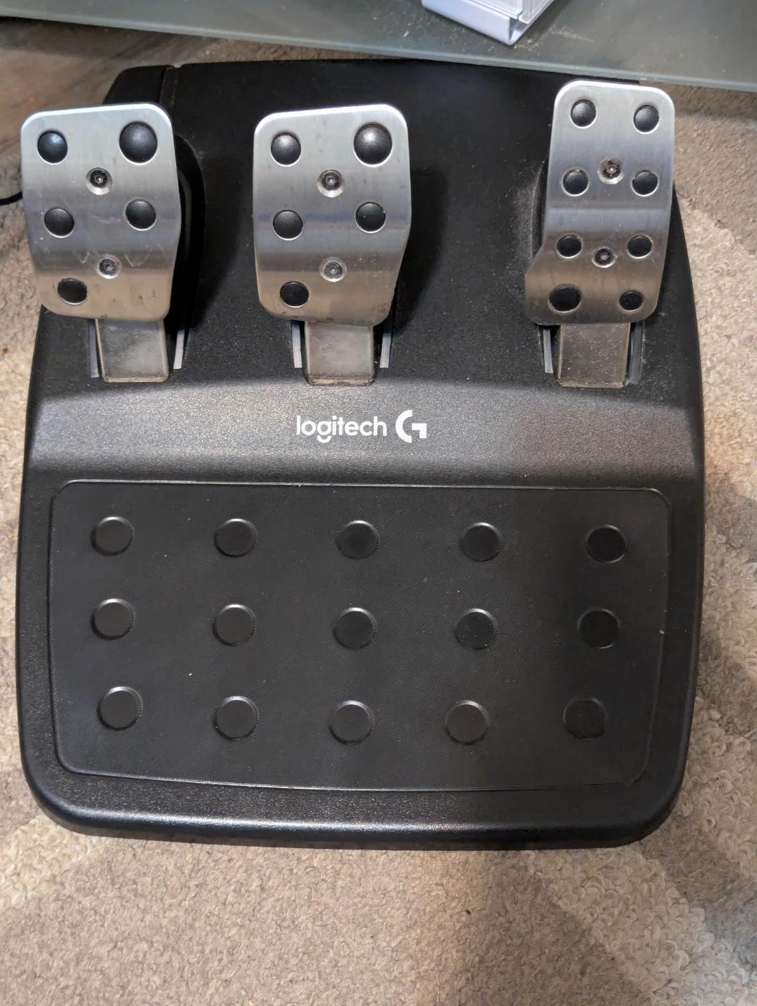 Logitech G920 Racing Wheel + Pedals + Driving Force Shifter - photo 4