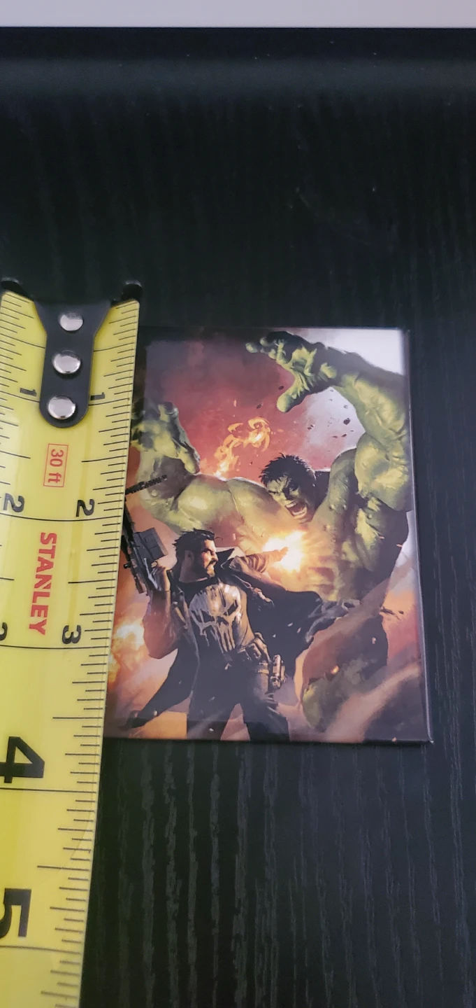 Marvel The Punisher vs. Hulk Magnet - photo 2