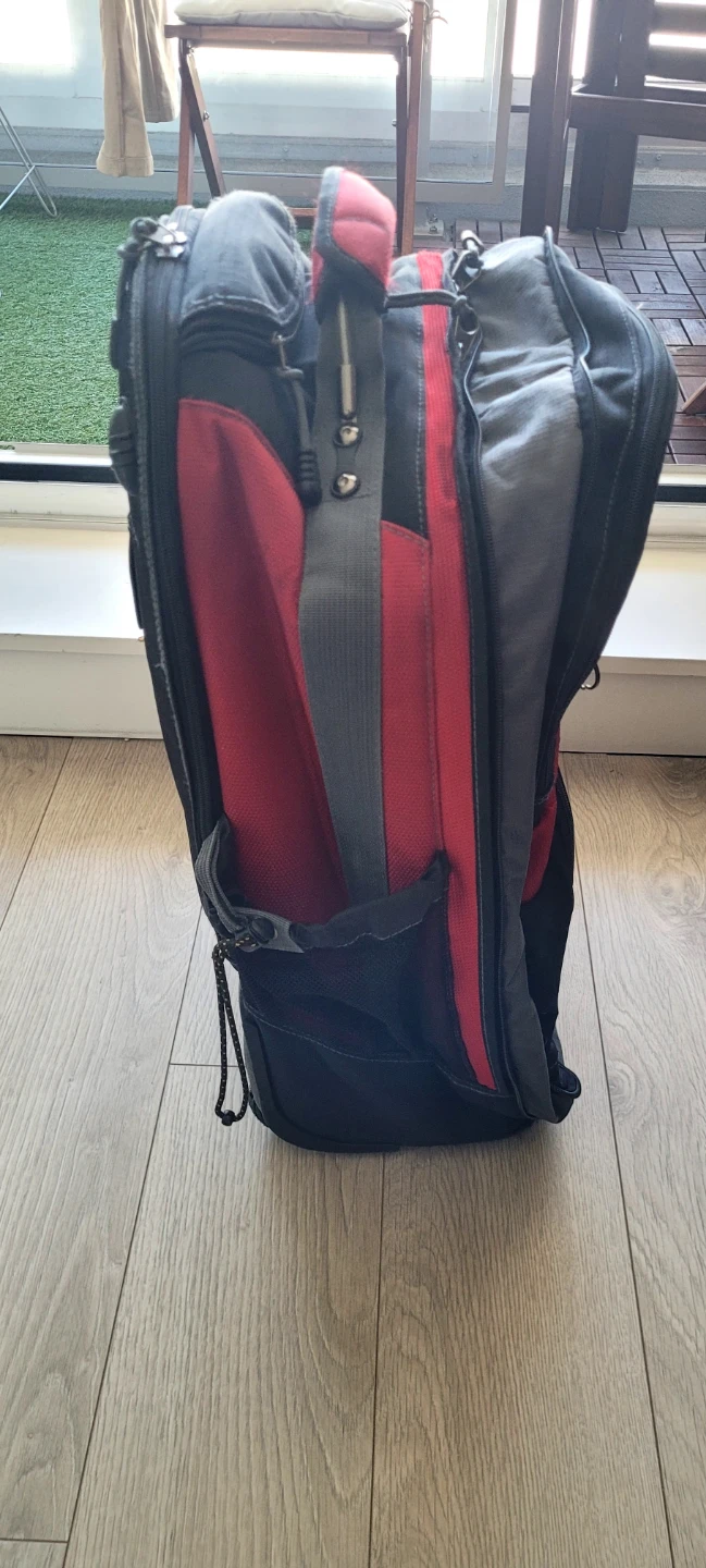 RBH Sport Travel Rolling Luggage Bag converts to a Backpack - photo 3