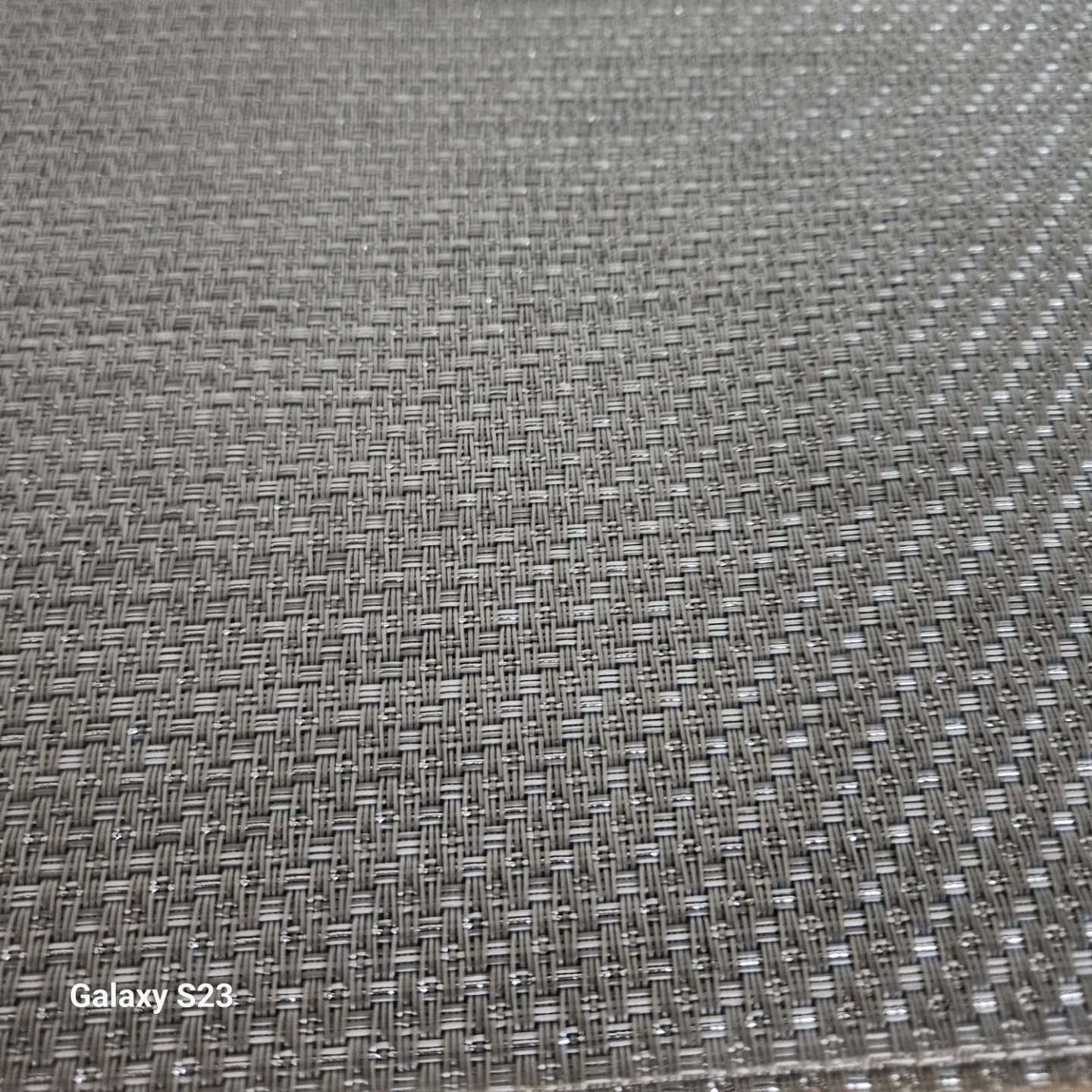 Set of  5 woven silver glittery  placemats - photo 5