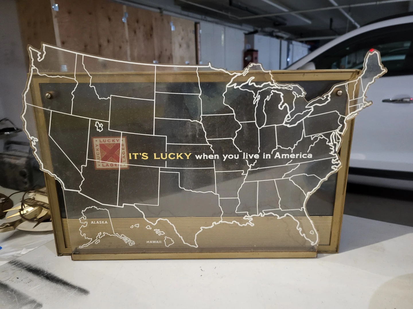 Lucky Lager Collectible Beer Memorabilia Bundle - photo 4