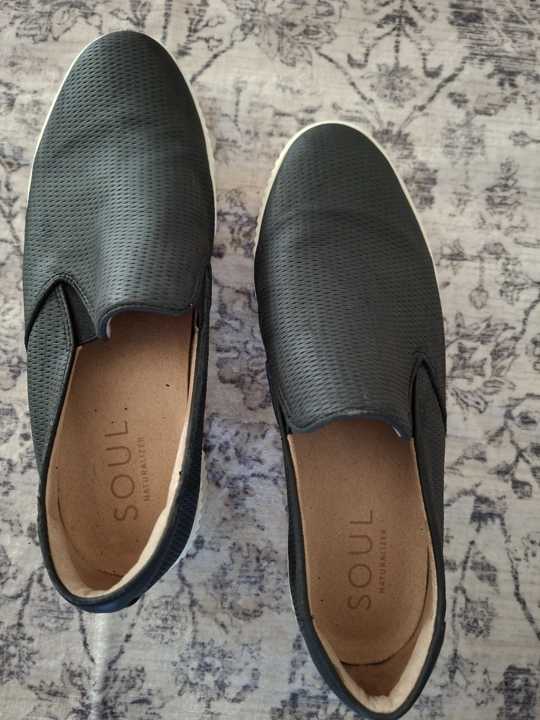 Soul Naturalizer Black leather Slip-on Shoes