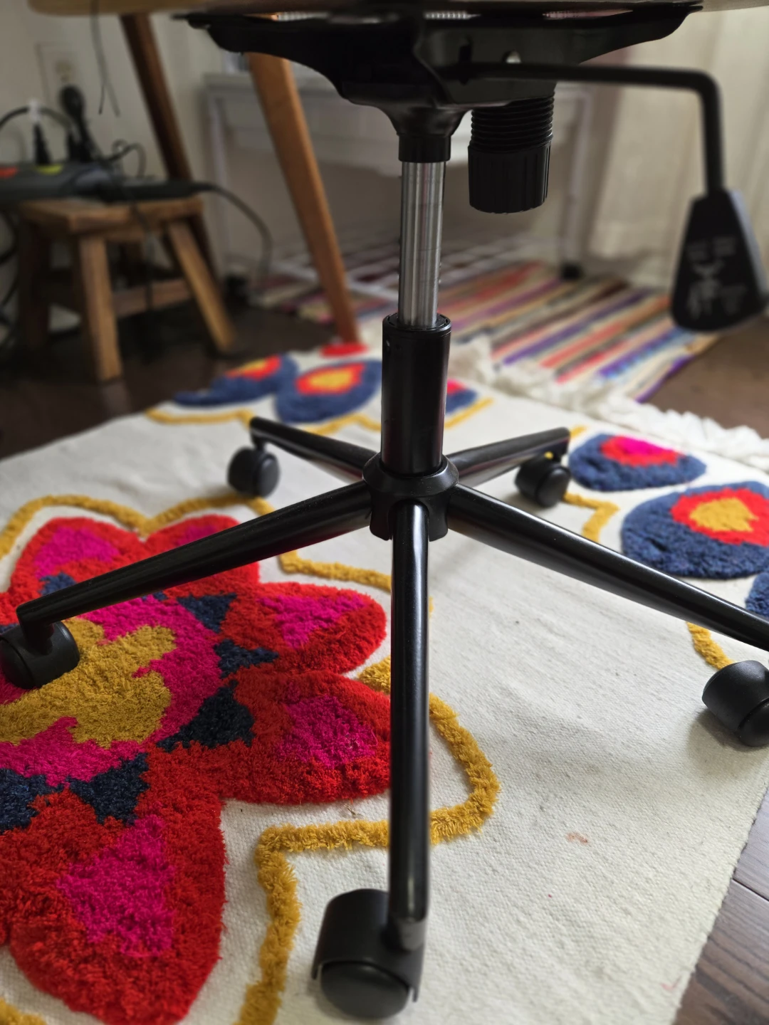 Office Chair - photo 5