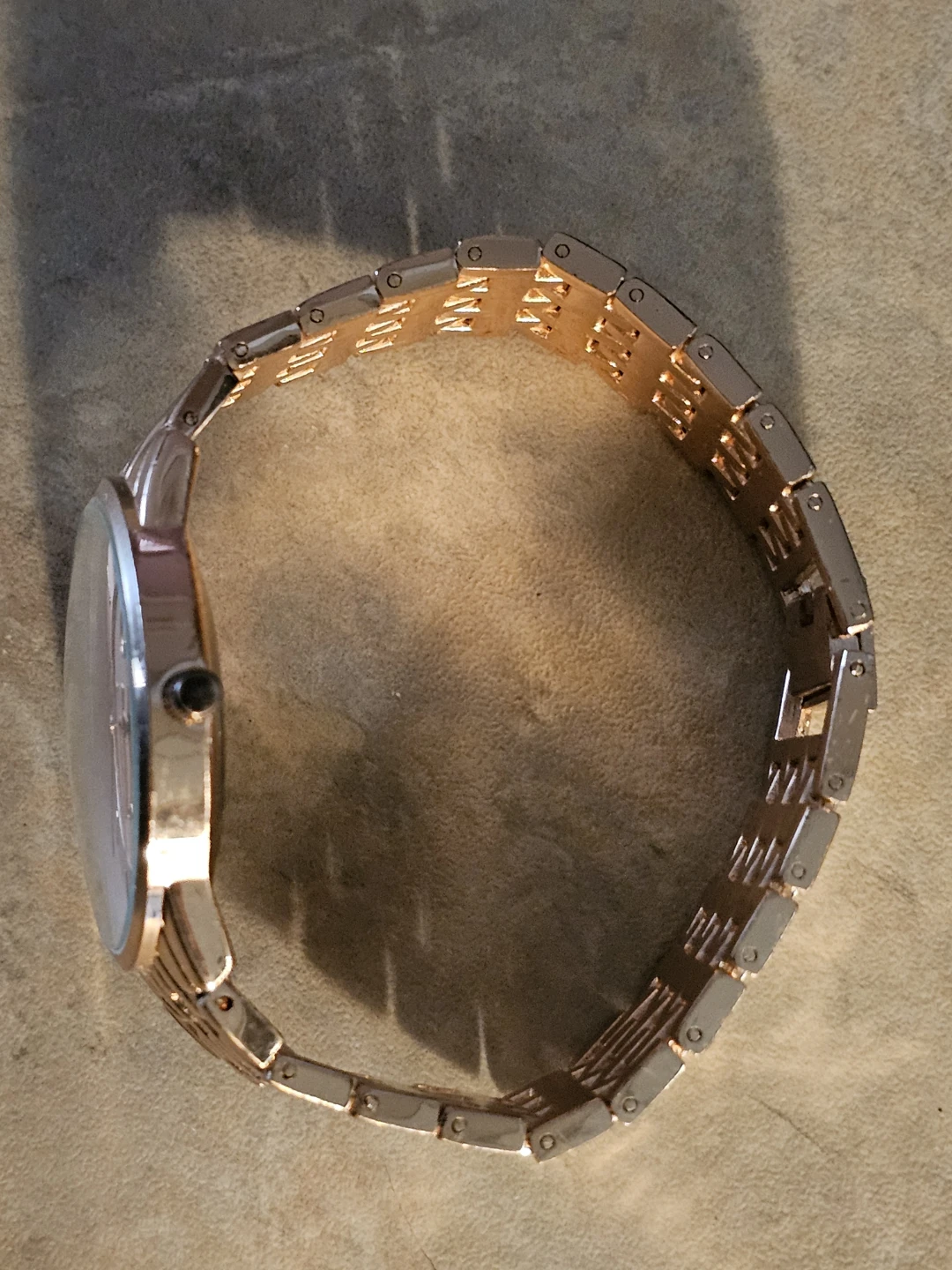 Rose gold-tone quartz watch - photo 5