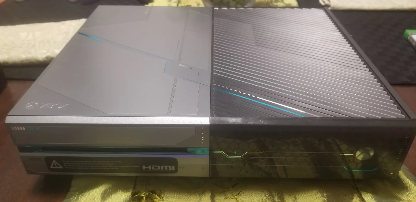 Halo 5 Special Edition Xbox One Console Bundle - photo 2