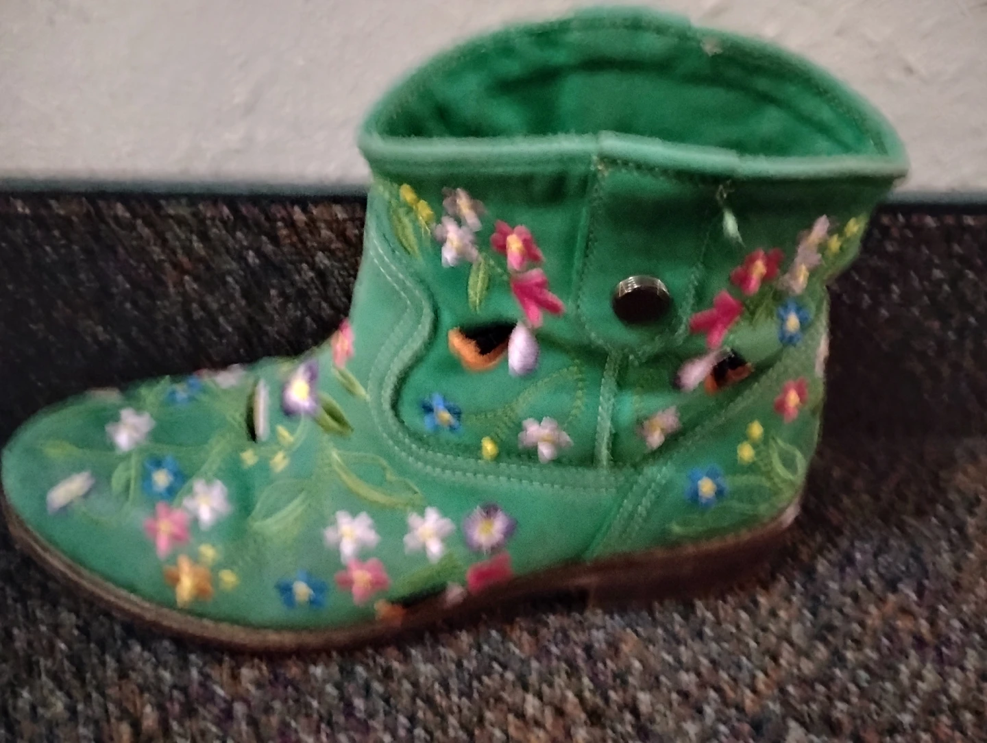 Green Floral Embroidered Boots - photo 4
