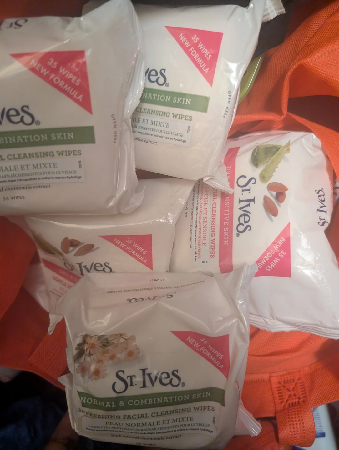 5 Packs St. Ives Facial Cleansing Wipes
