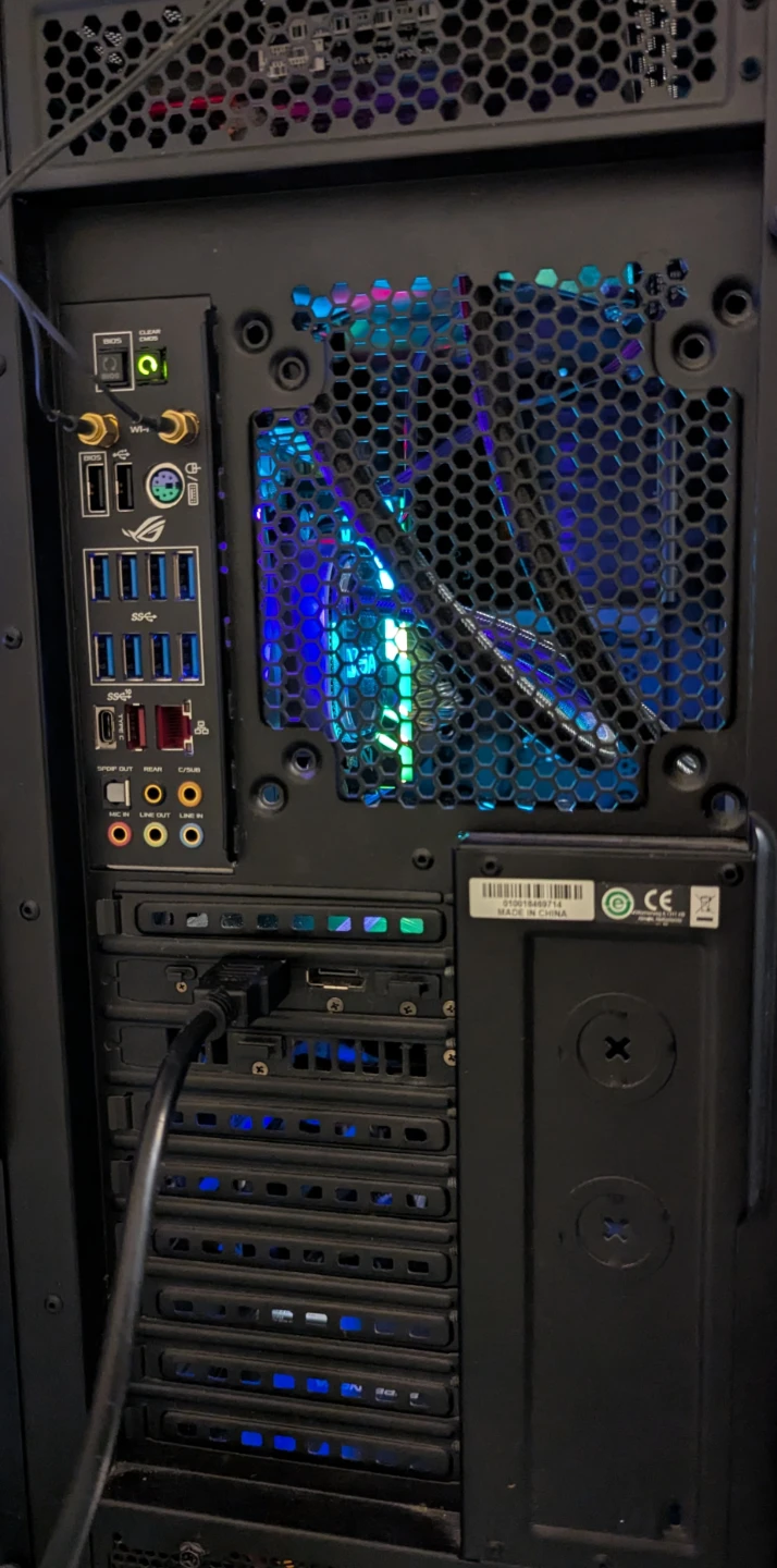 Custom Gaming PC – Ryzen 7 2700X / RTX 2070 / 16GB DDR4 - photo 3