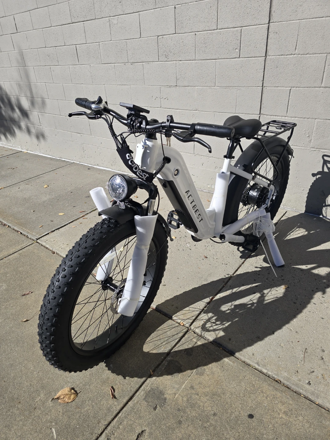 Brand New 48v Electric Fat Tire Bike - photo 3