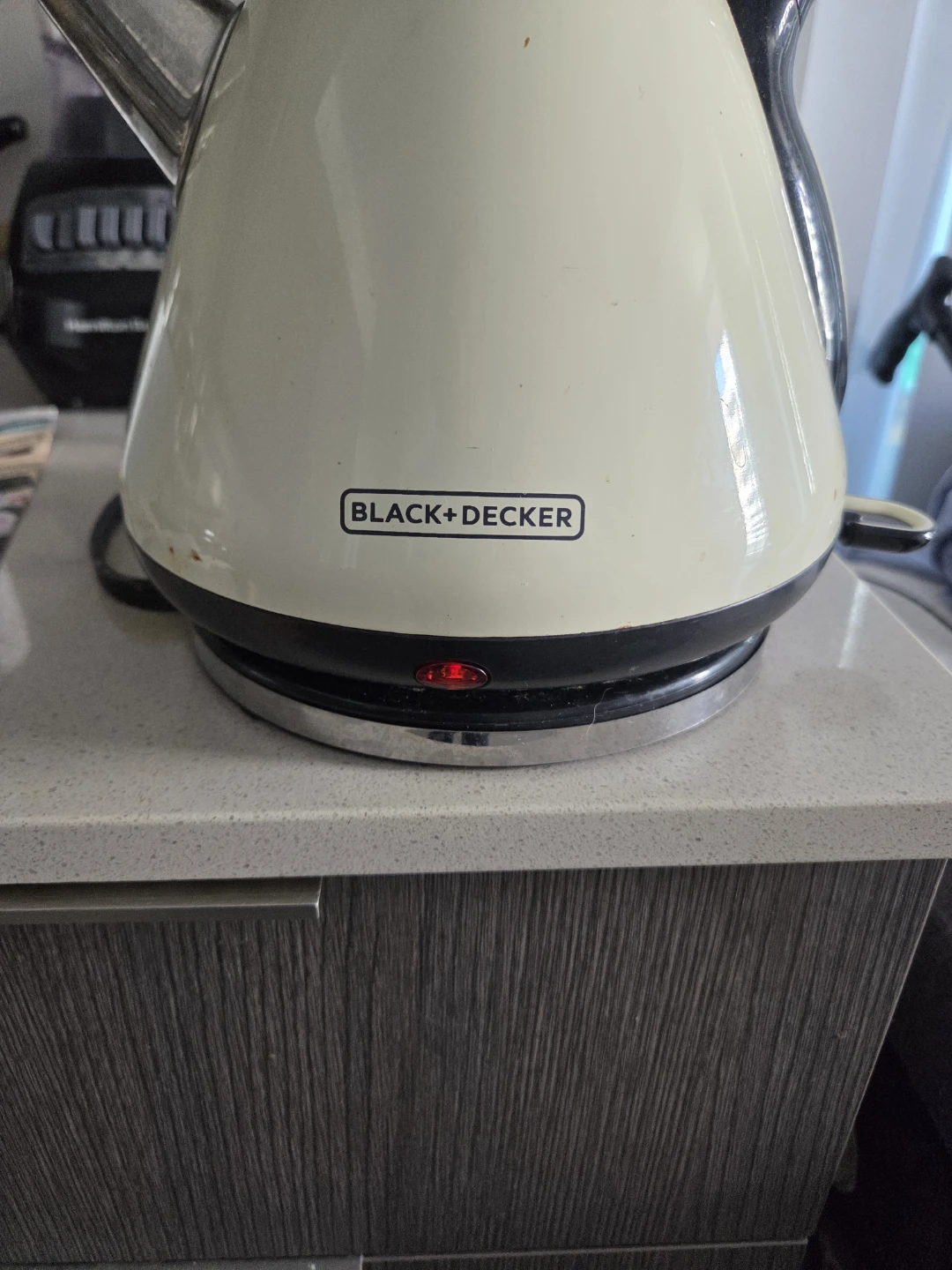Black+Decker 1.7L Electric Kettle - photo 2