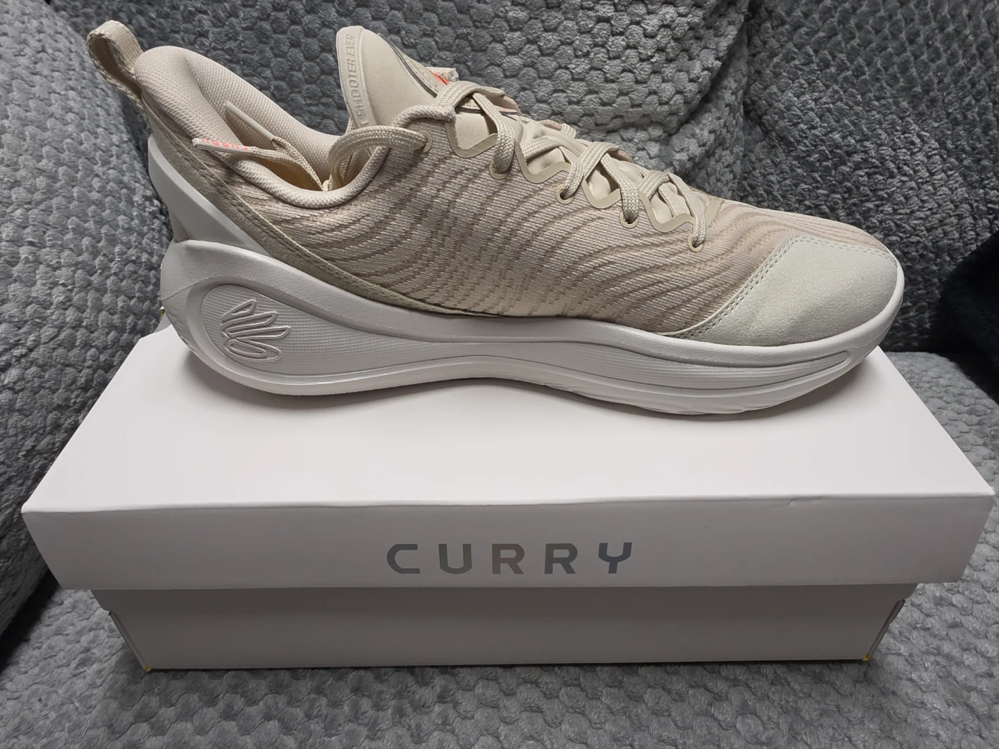 UA Underarmour Curry 12 Saturn Basketball Shoes. Size 9,10,11,12 - photo 2