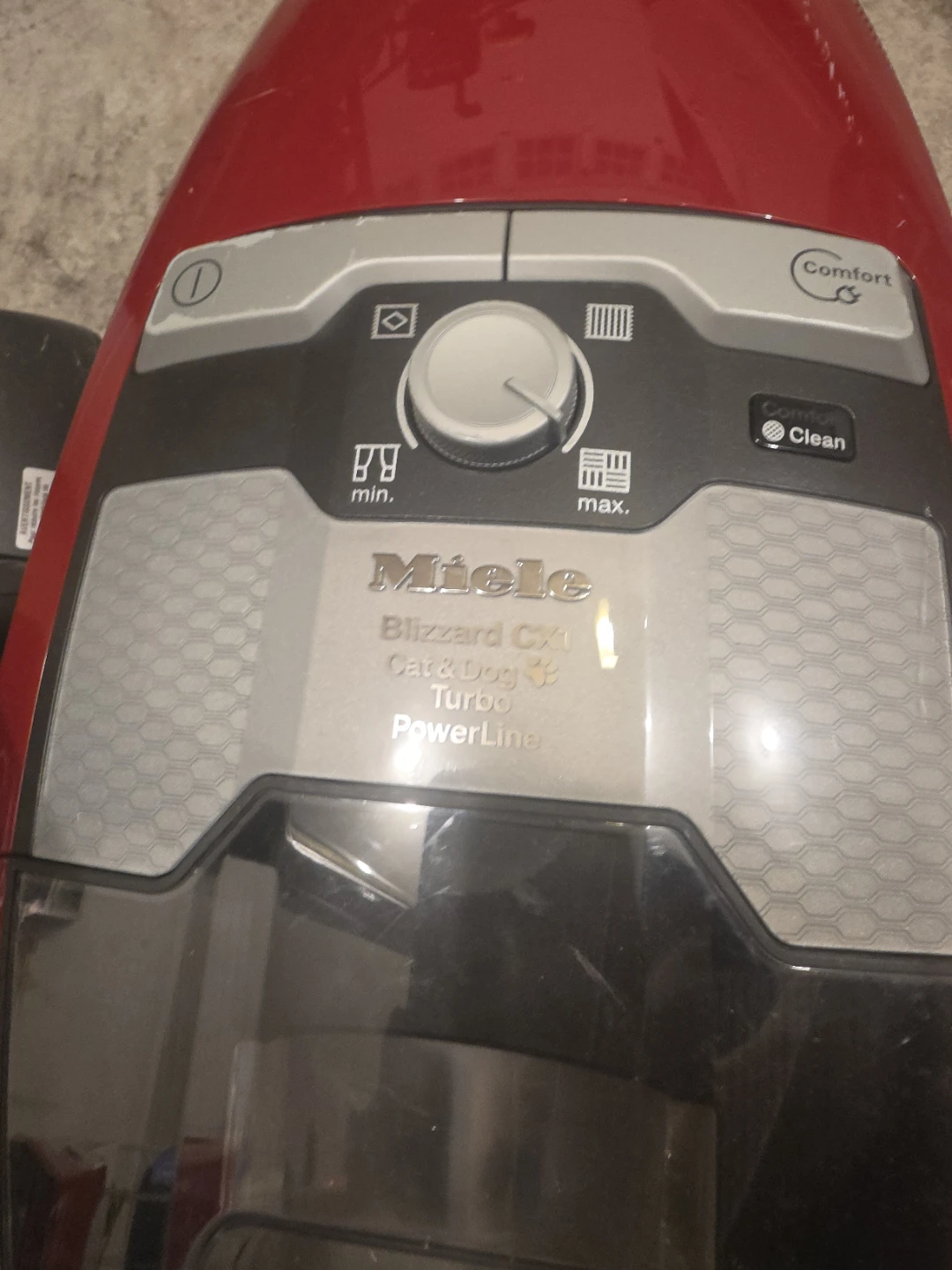 Miele Blizzard CX1 Cat & Dog Turbo Vacuum - photo 2