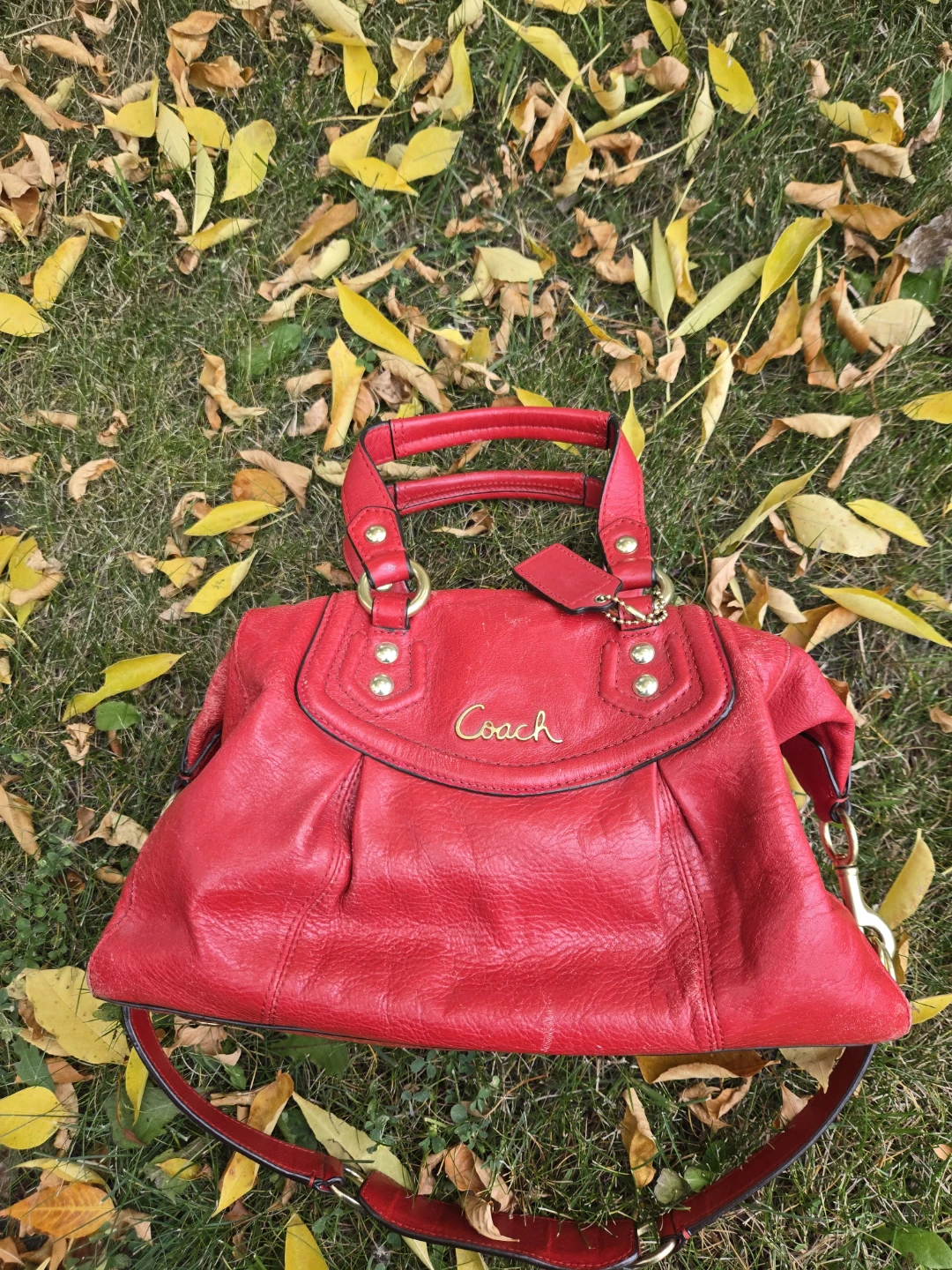 Red Coach Handbag - photo 2