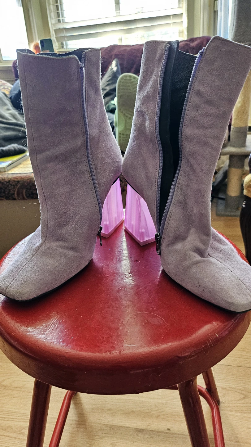 Lavender Suede Ankle Boots with Transparent Heels - photo 2