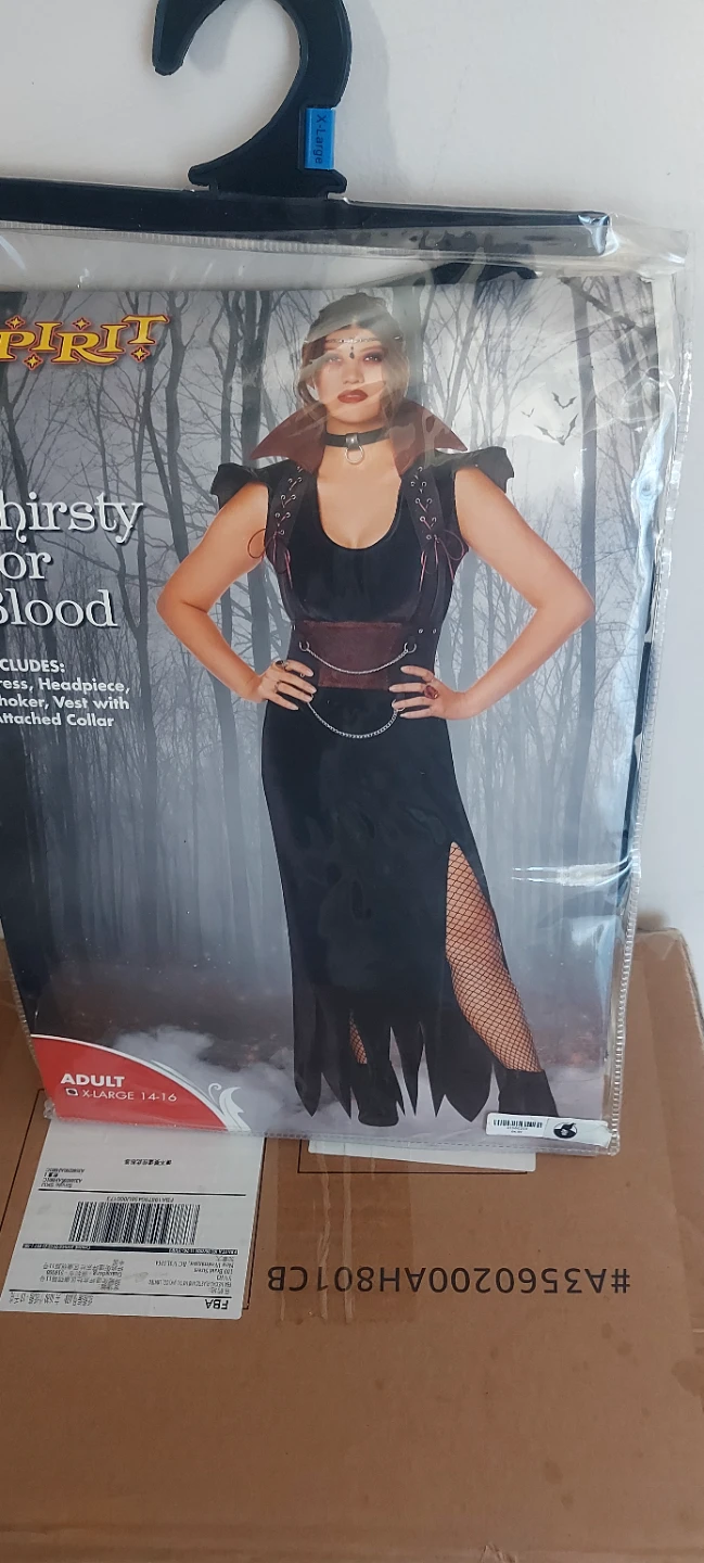 COSTUMES AND WIGS/ACCESSORIES