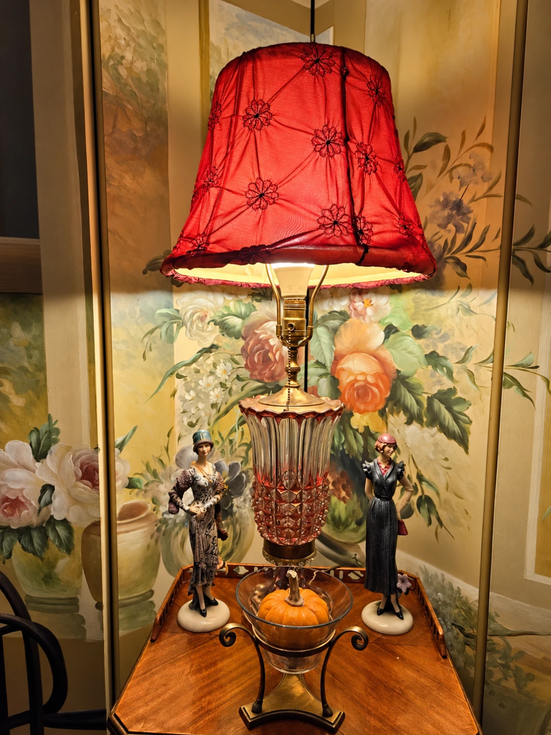 Vintage 40s Ruby Glass and Brass Table Lamp with shade - photo 4