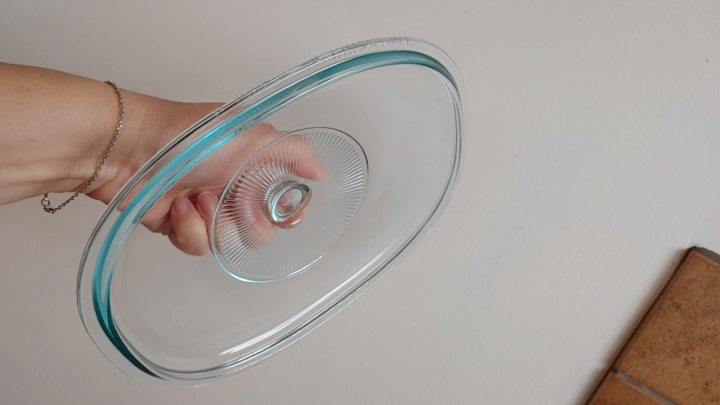 CorningWare White Oval Casserole Dish with Glass Lid - photo 4