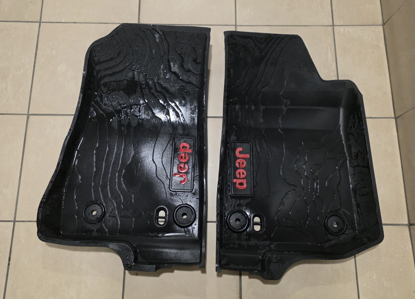 Genuine Jeep All-Weather Floor Mats – OEM - photo 2