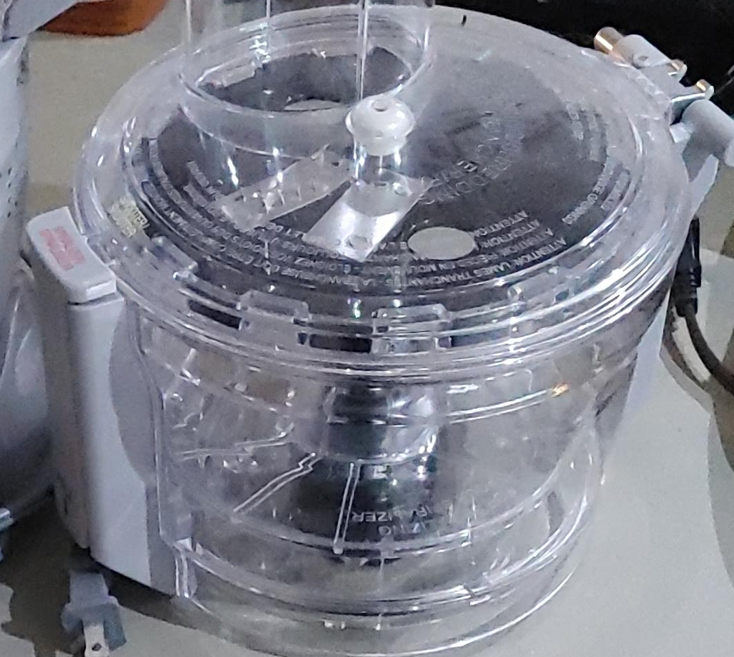 Hamilton Beach Food Processor with Attachments - photo 3