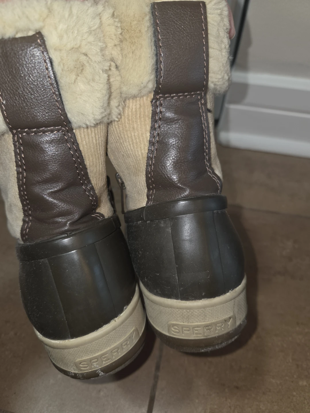 Sperry Women's Winter Boots Size 8M - photo 4
