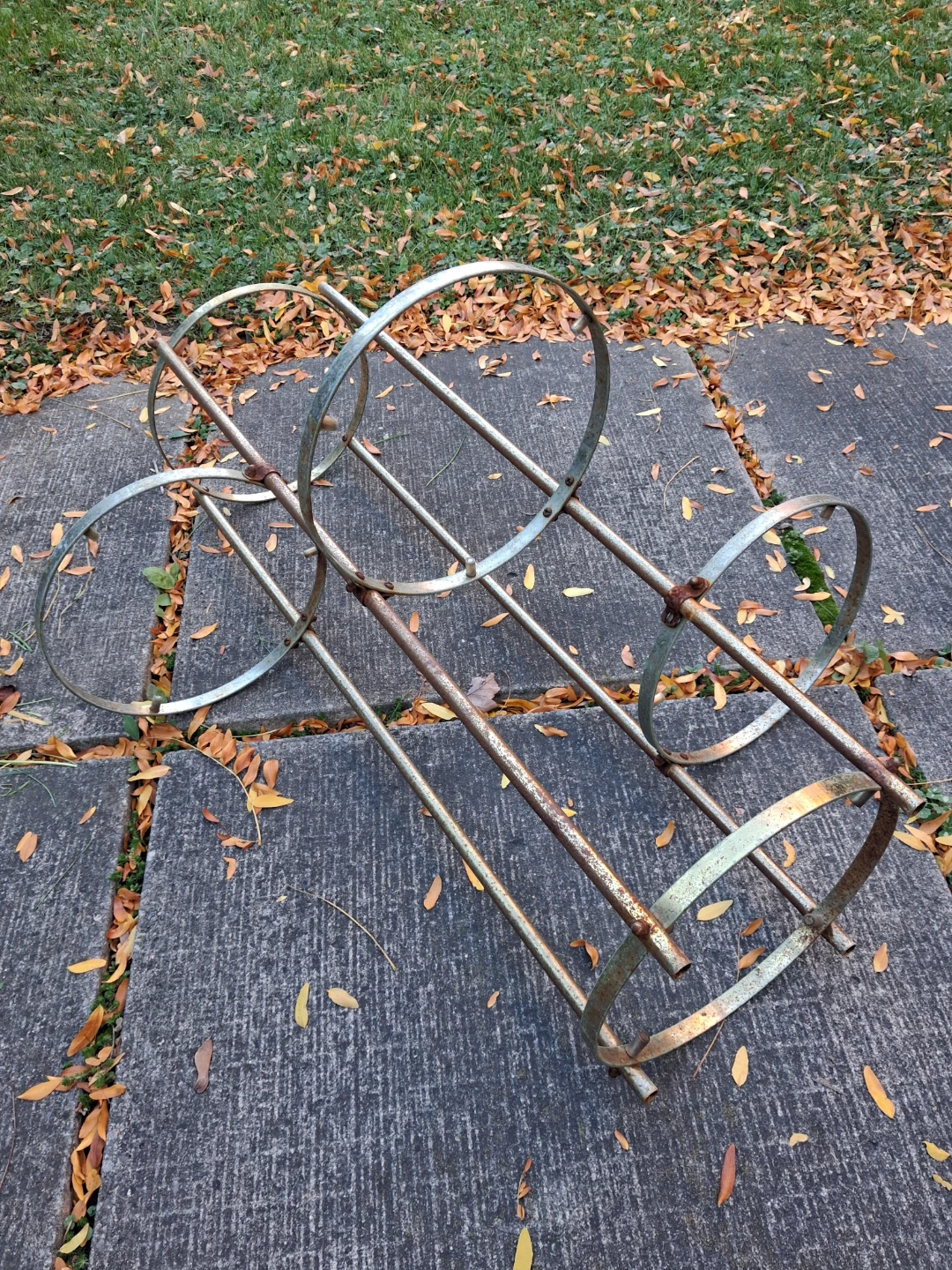 Metal Multi-Tier Plant Stand - photo 3