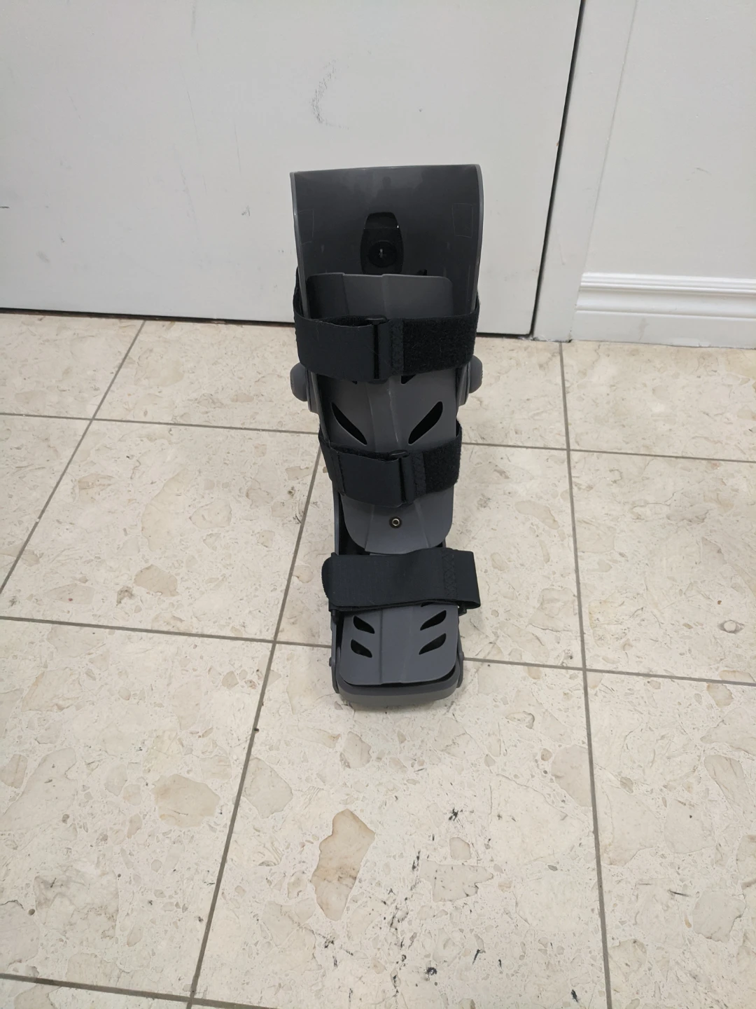 Medical Orthopaedic Walking Boot Size M - photo 2