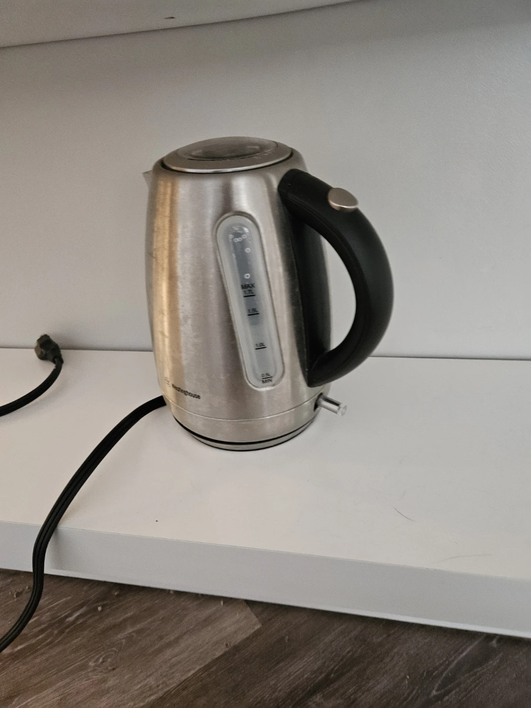 Westinghouse Stainless Steel Electric Kettle - photo 2