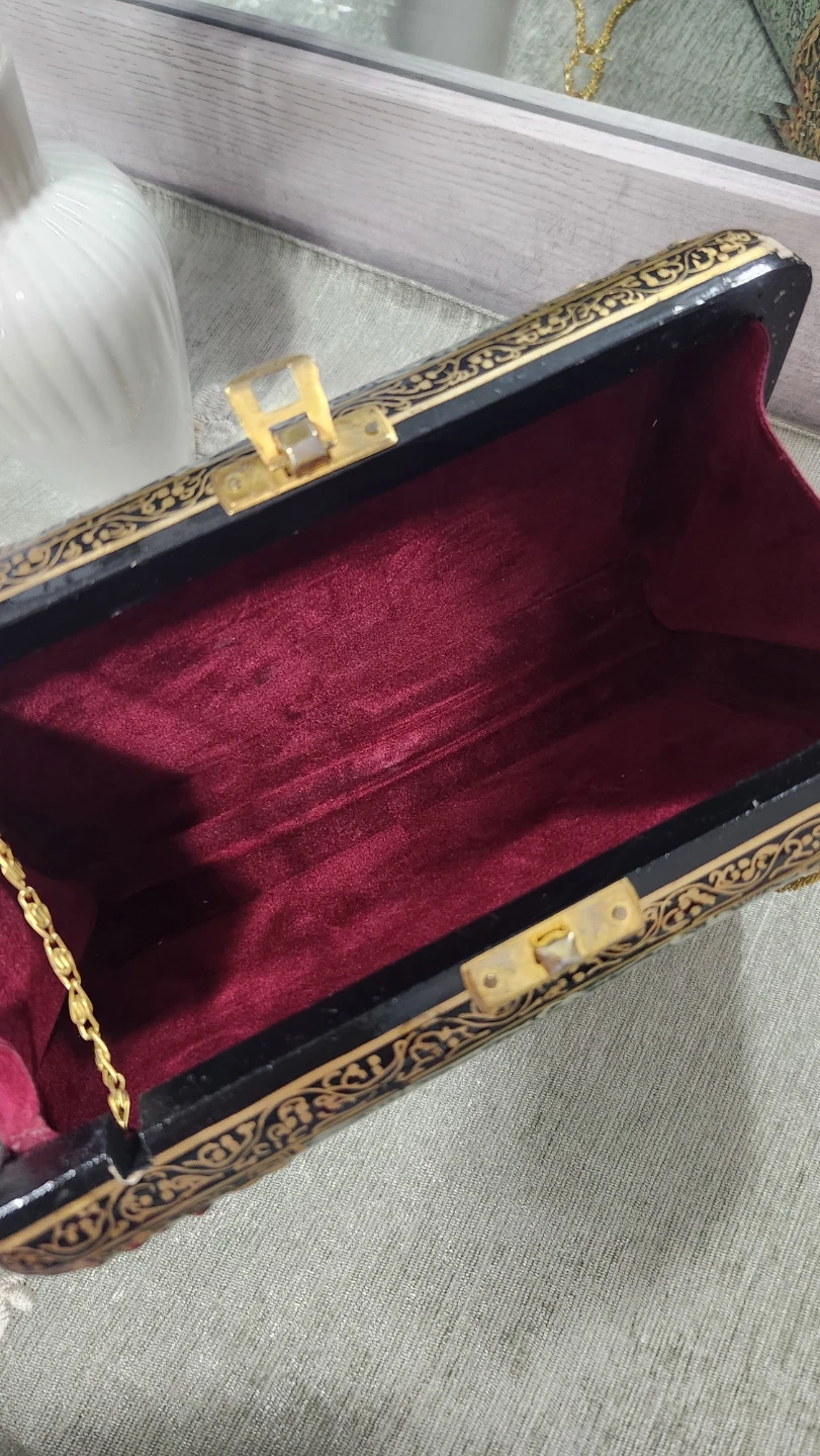 Hand made Ornate Decorative Metal Clutch Purse - photo 5