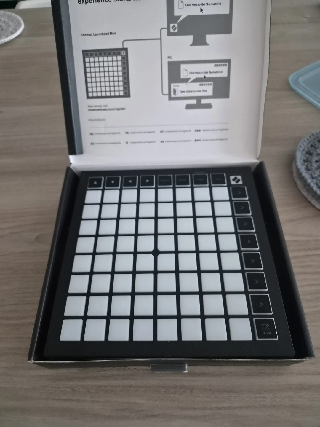 Novation Launchpad Mini - photo 2