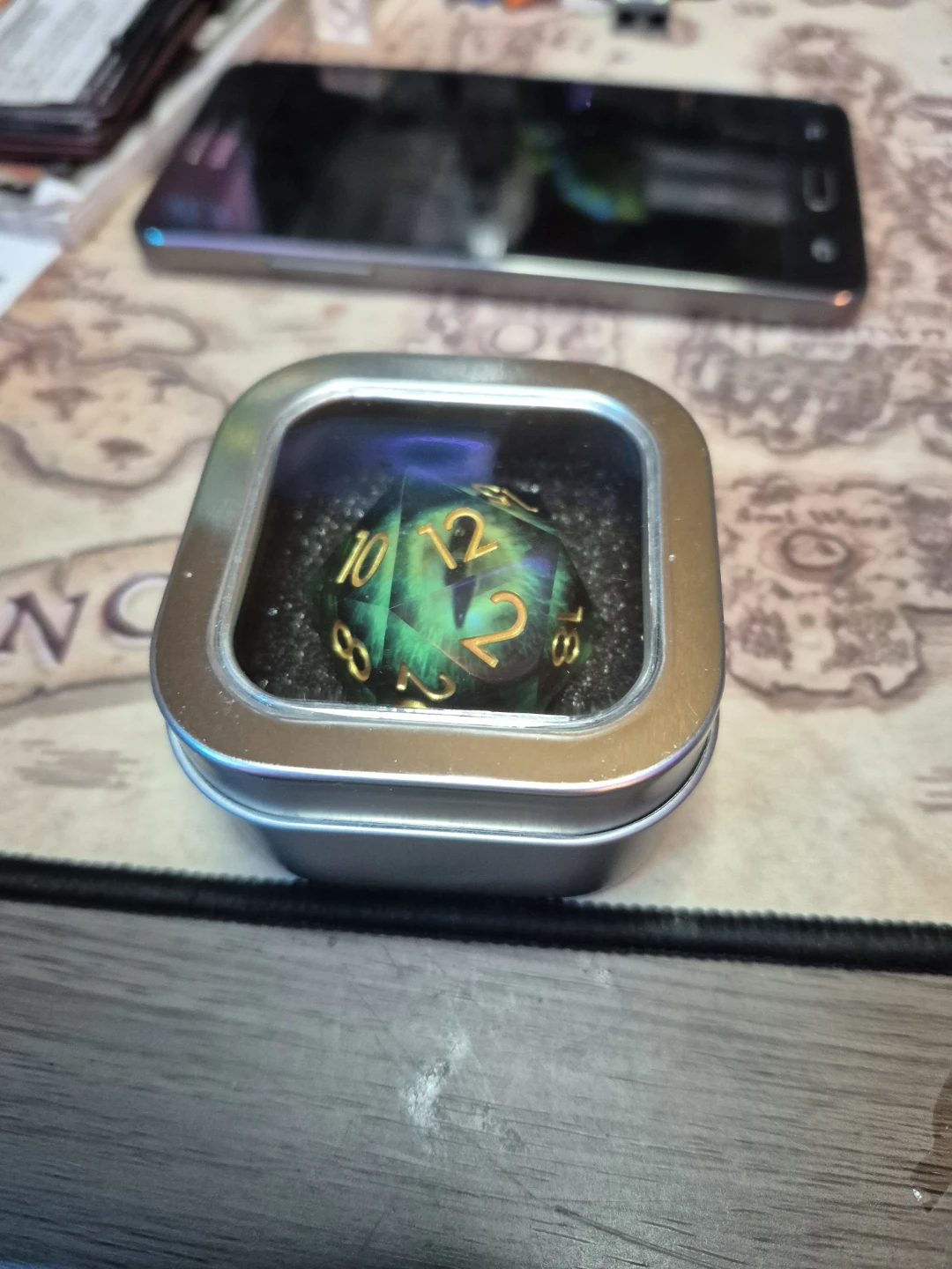 Green Dragon Eye liquid core D20 Dice