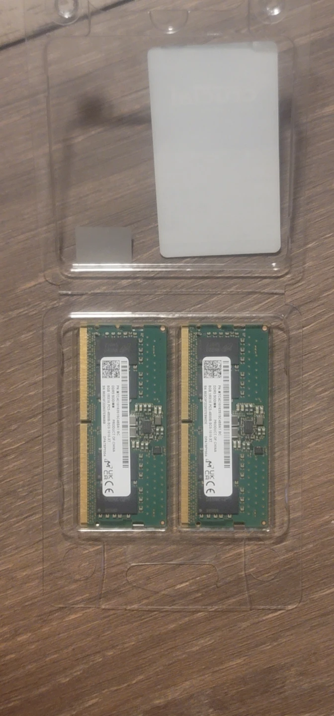 Micron 16GB (2x8GB) DDR5 SODIMM RAM - photo 2